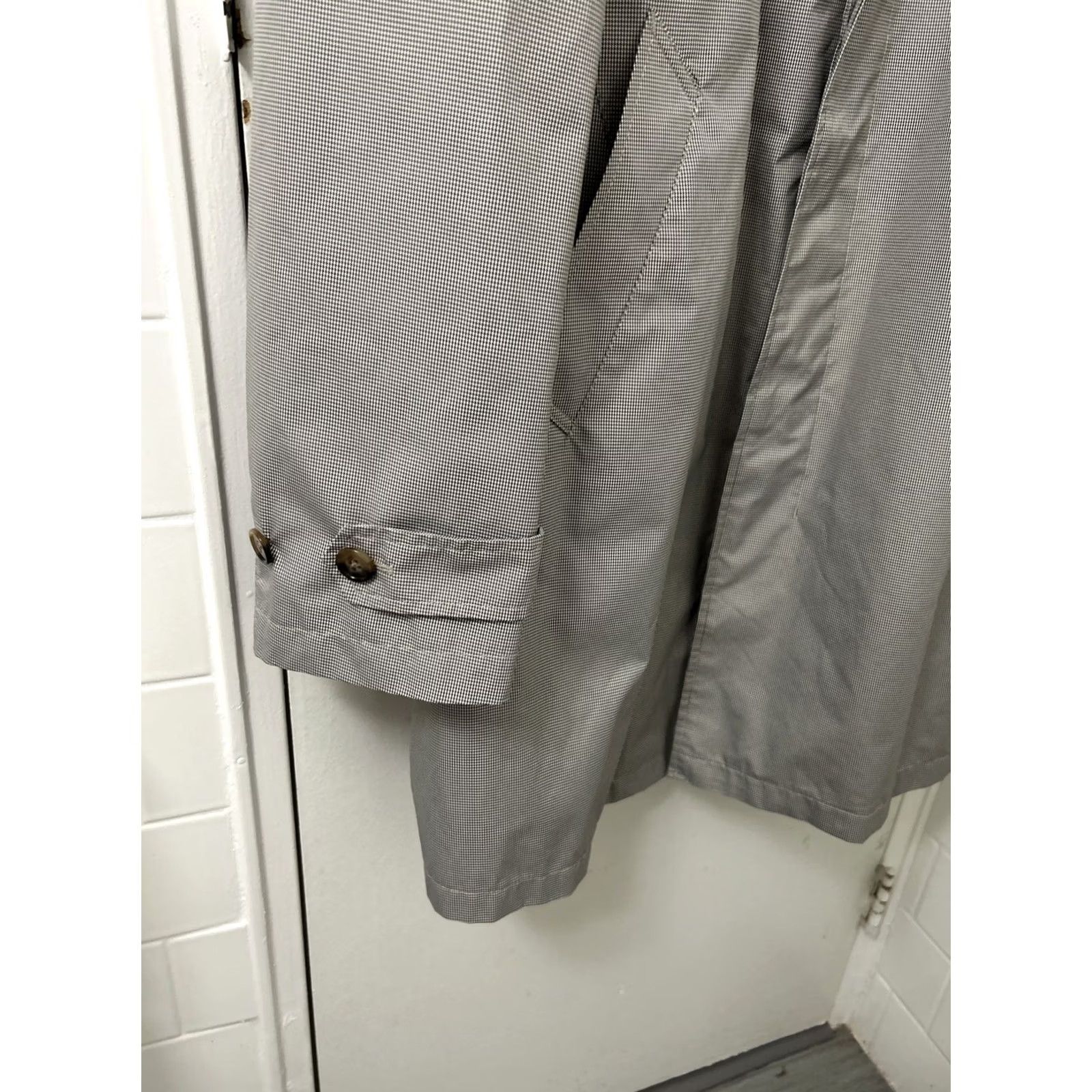 Ralph Lauren VINTAGE Lauren Ralph Lauren Trench Coat Mens 46R Gray Houndstooth Polyester Rain Jacket Size US S / EU 44-46 / 1 - 7 Thumbnail