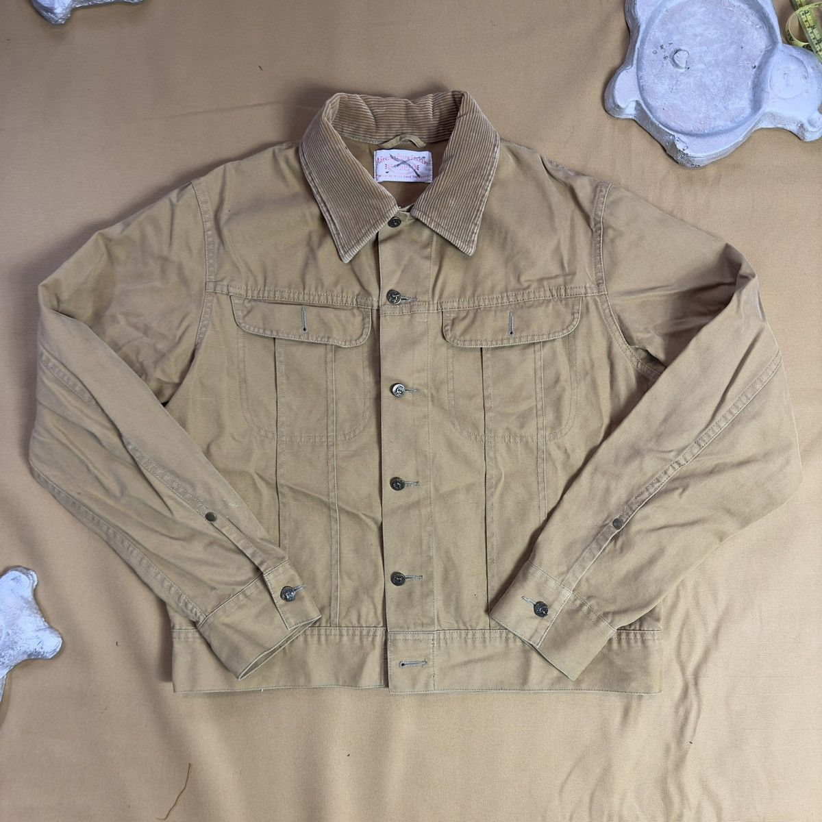 Image of Filson Deer Brass Button Corduroy Collar Tan Coat in Beige, Men's (Size Small)