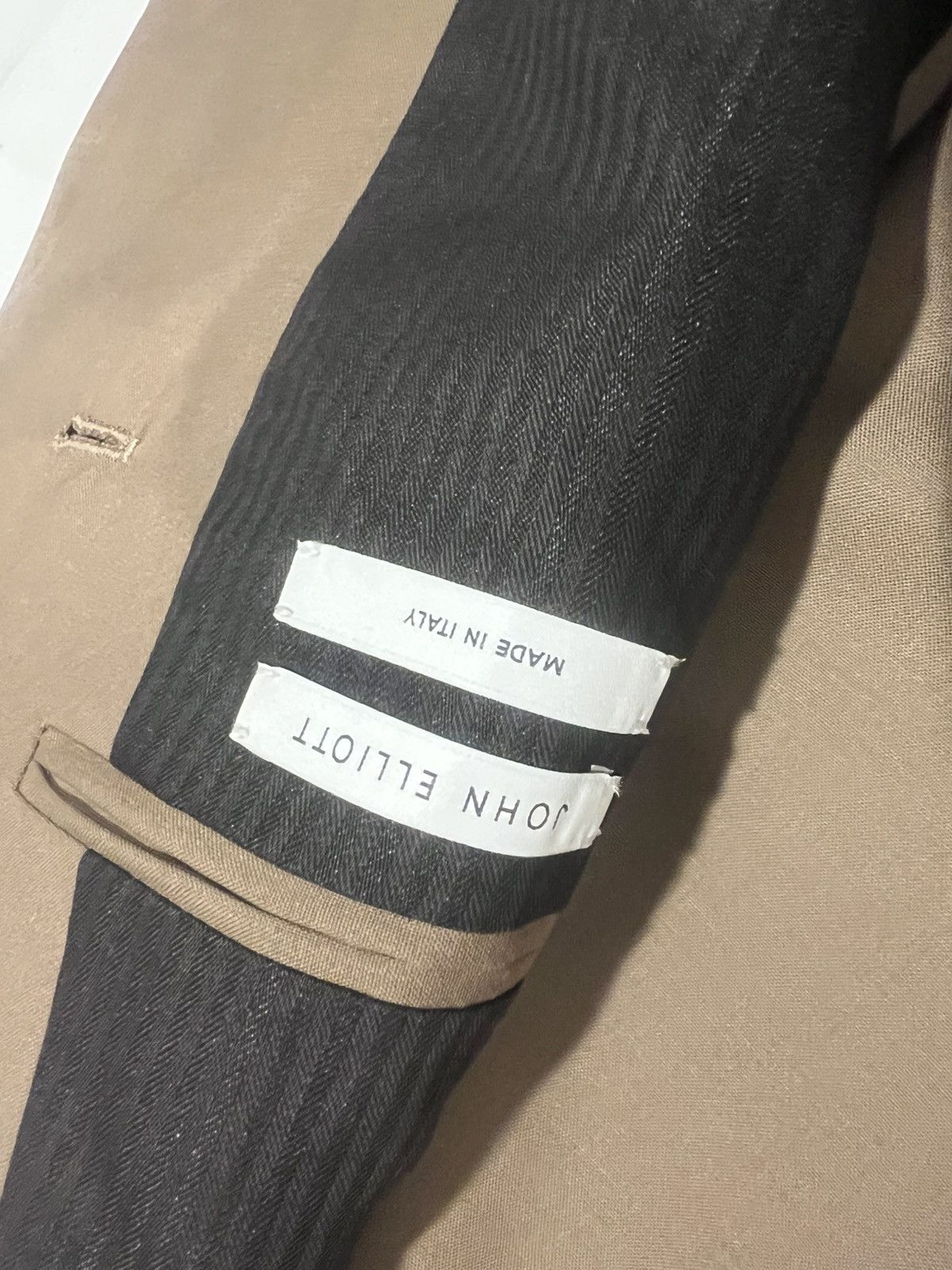 John Elliott John Elliott men’s blazer. 3/L. $1098 Size 40R - 8 Thumbnail