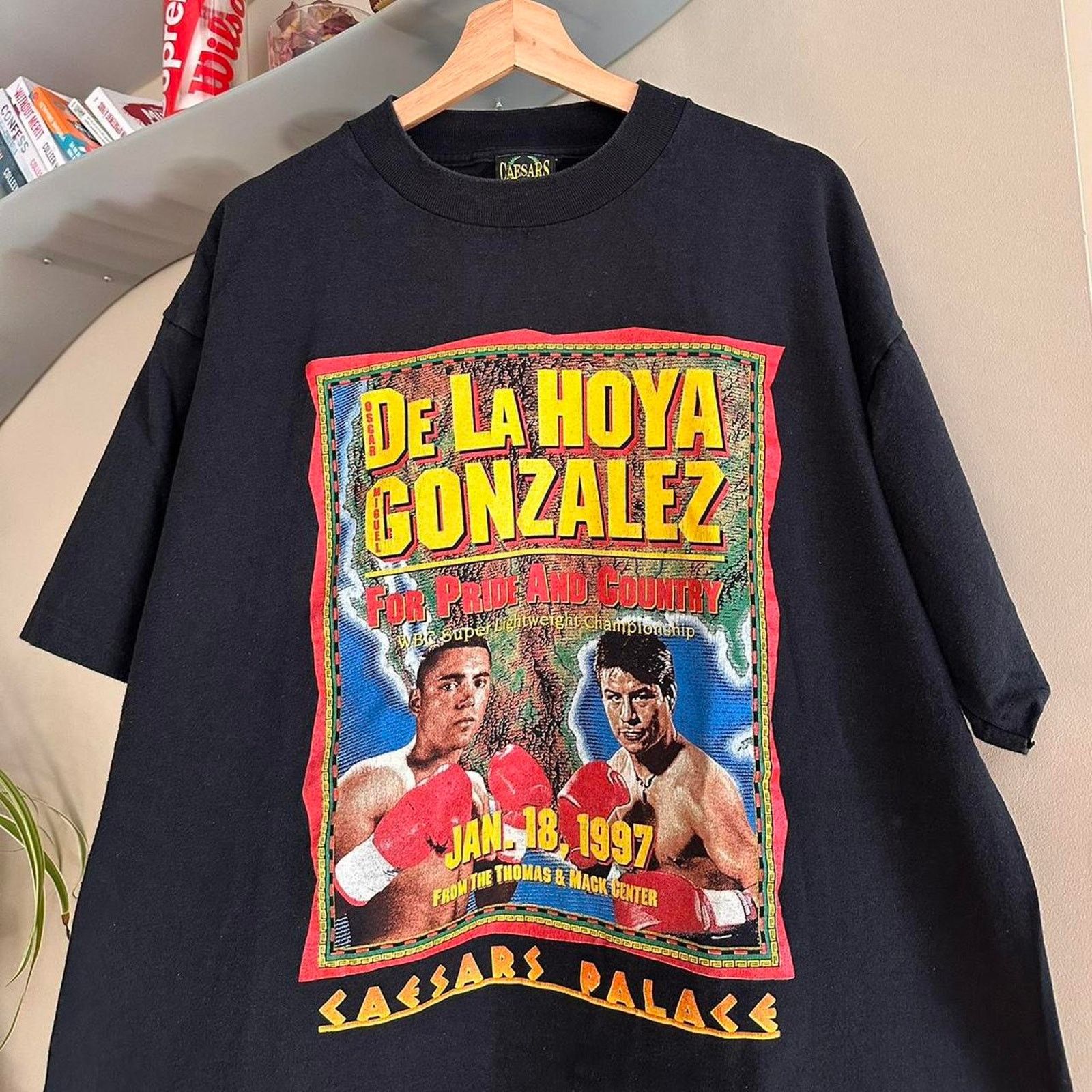 Vintage Vintage 1997 De La Hoya vs Gonzalez Boxing Promo Shirt Size US XL / EU 56 / 4 - 2 Thumbnail