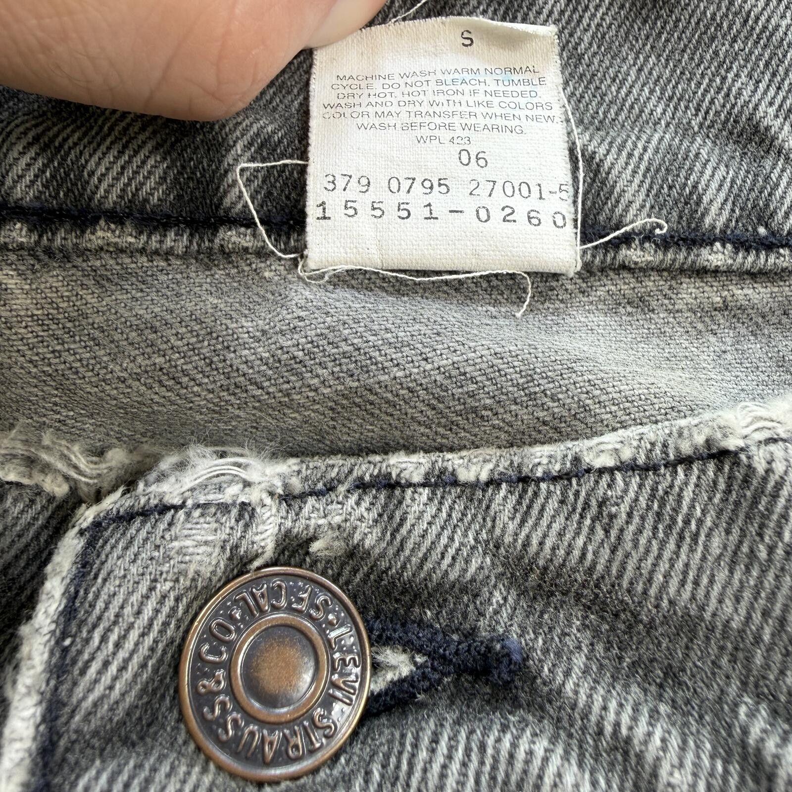 Levi's Vintage 90s Levis 551 Made in USA Gray Wash Jeans Floral Size 31" - 9 Thumbnail
