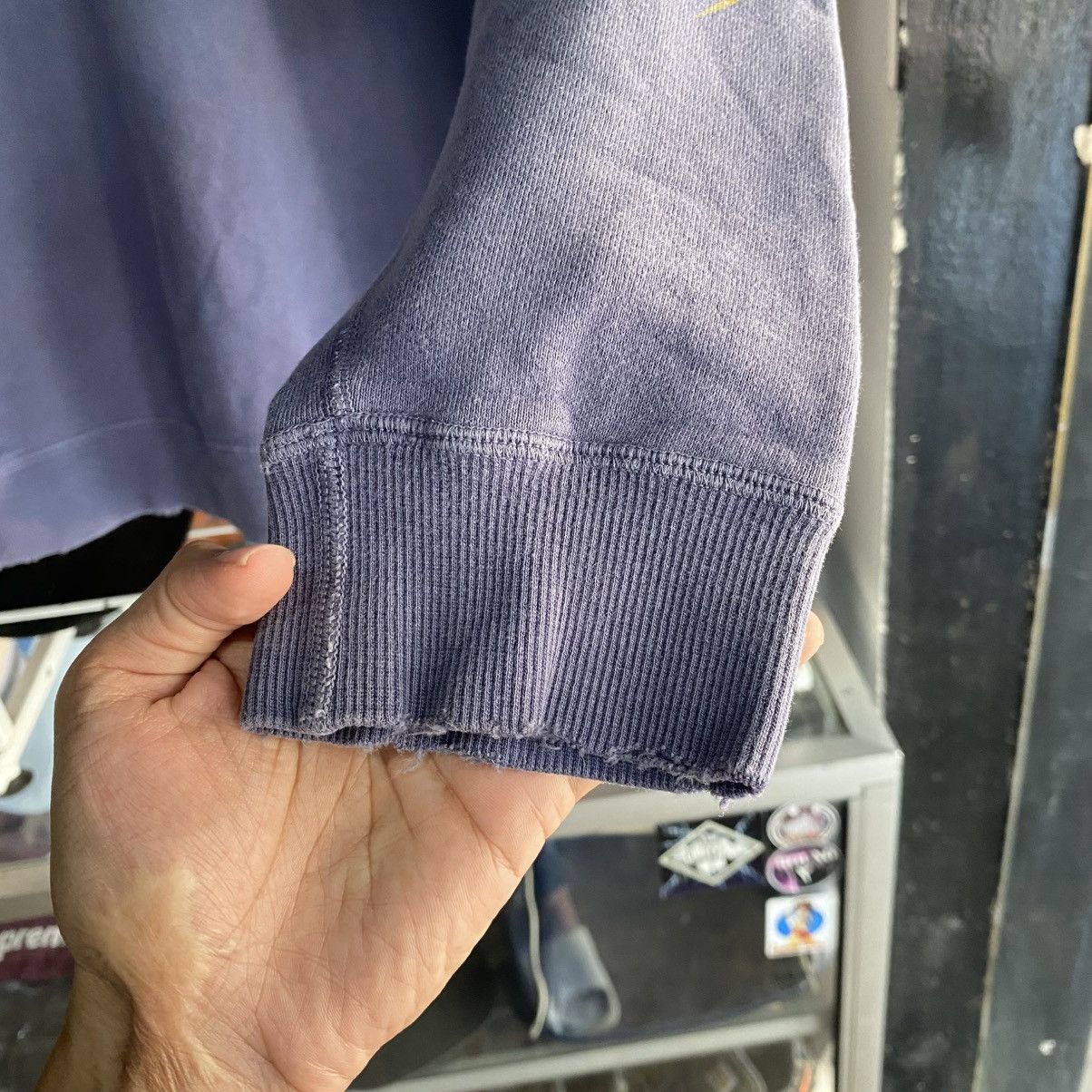 WHIZ LIMITED 09AW Faded Wash Crewneck Sweatshirt w/ Lightning Bolt Crest Size US M / EU 48-50 / 2 - 8 Thumbnail