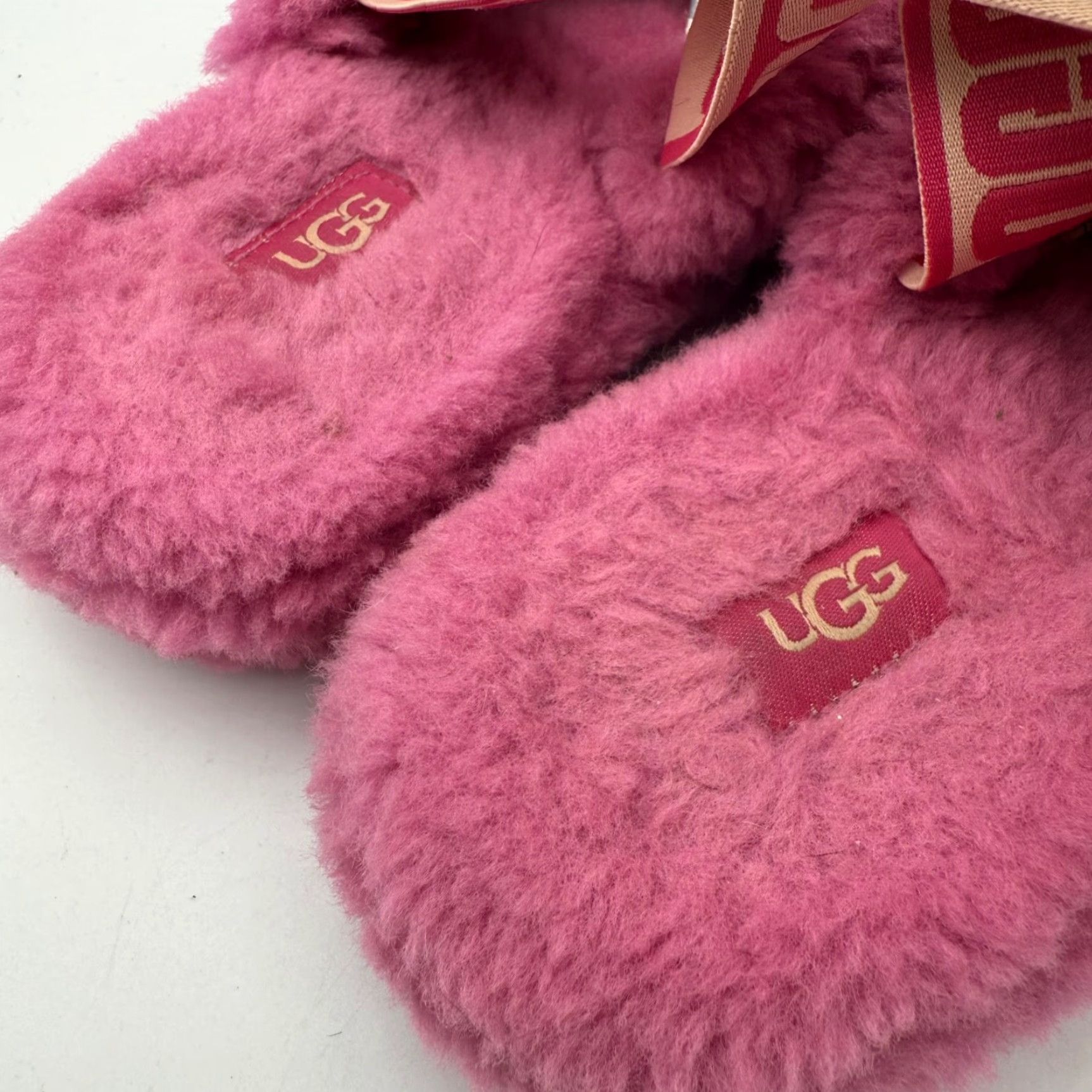 Ugg UGG Womens Fluff Yeah Slide Slipper Multicolor Pink Stripe Size 9 Pink Striped Faux Fur Upper Slipper Womens Shoes 9 Size US 9 / IT 39 - 3 Thumbnail