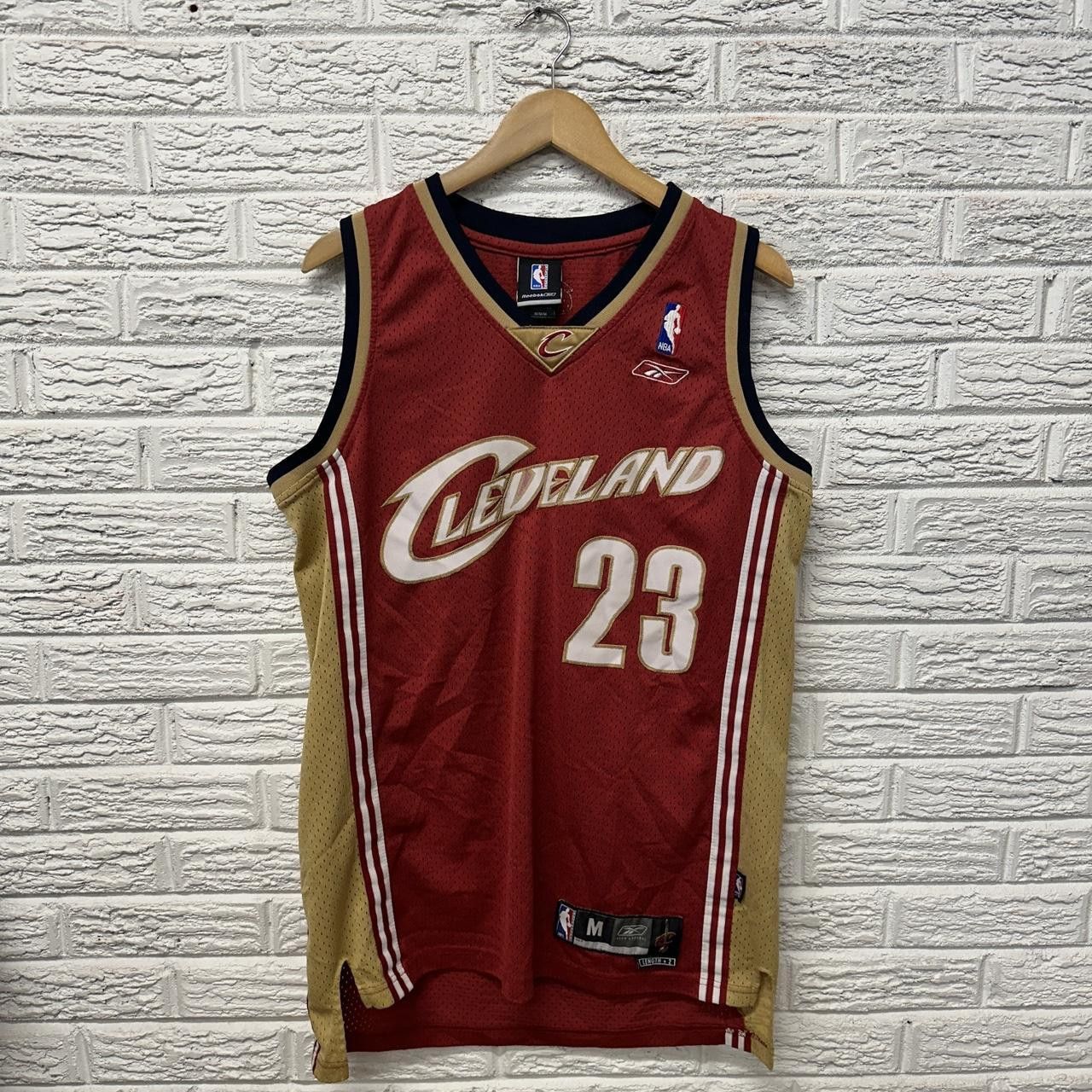 Reebok Reebok Lebron James Cleveland Cavaliers Jersey Medium Size US M / EU 48-50 / 2 - 1 Thumbnail