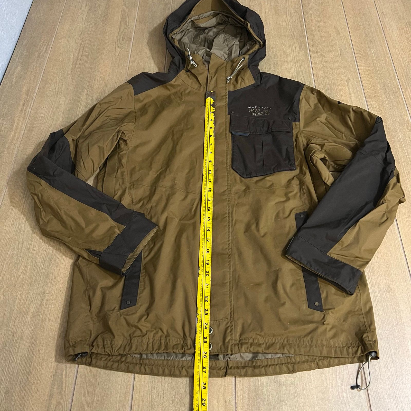 Mountain Hardwear Mountain Hardwear Dry Q Jacket Mens Sz M Brown Hooded ski Size US M / EU 48-50 / 2 - 7 Thumbnail