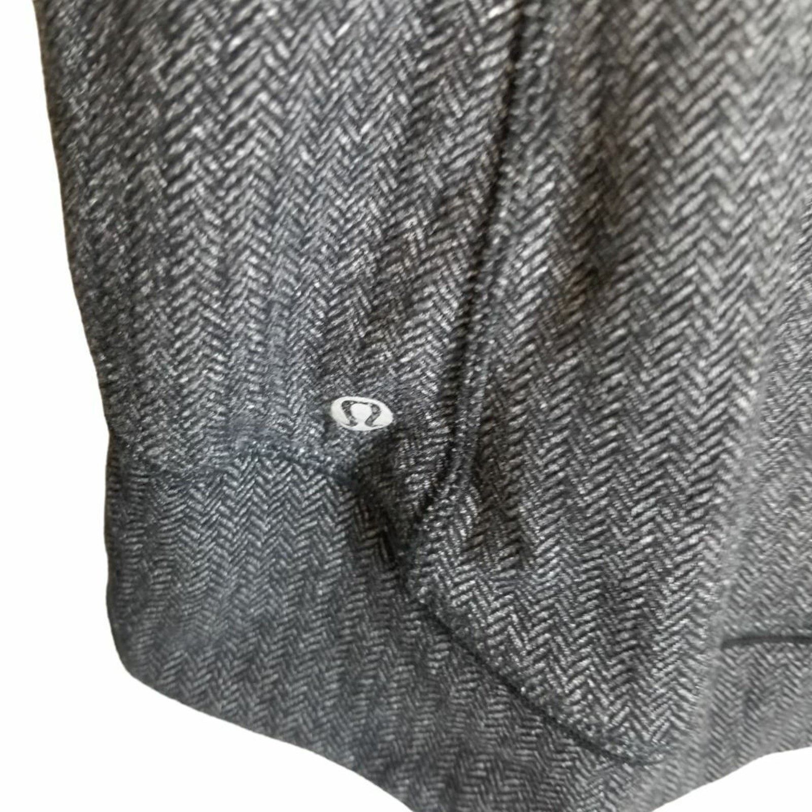 Lululemon Lululemon Women Think Fast Athletic Top 8 Sporty Stretch Gym Size M / US 6-8 / IT 42-44 - 8 Thumbnail
