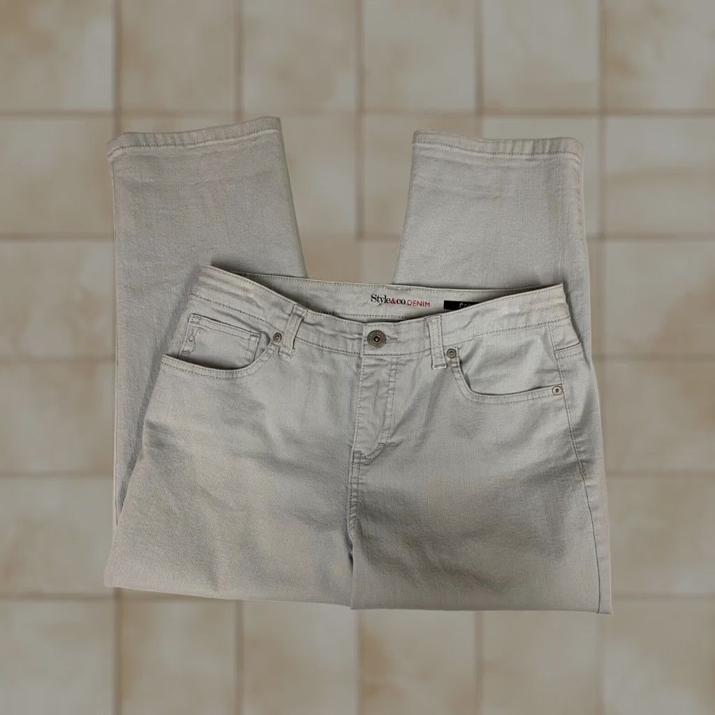 Vintage Style&co Womens Jeans 30x22 Gray Straight Capri Denim Cotton Blend Zipper Pockets Reserved Blemish Describe 90s Designer Womens Size 30" / US 8 / IT 44 - 1 Thumbnail