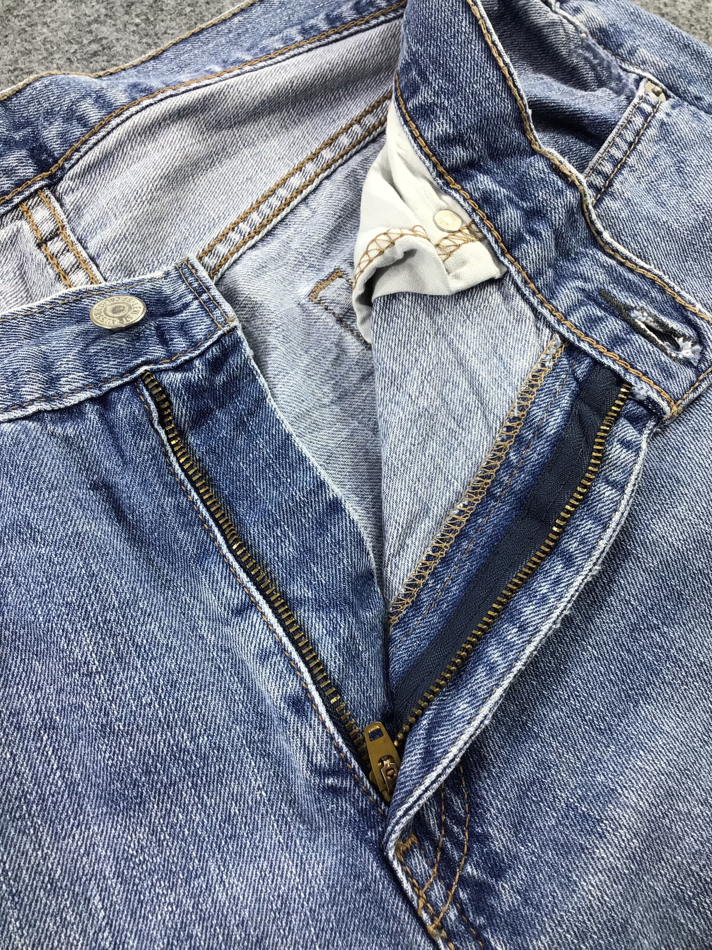 Levi's Vintage Levis Jeans Lot 559 Faded Blue Denim -J820 Size US 36 / EU 52 - 8 Thumbnail
