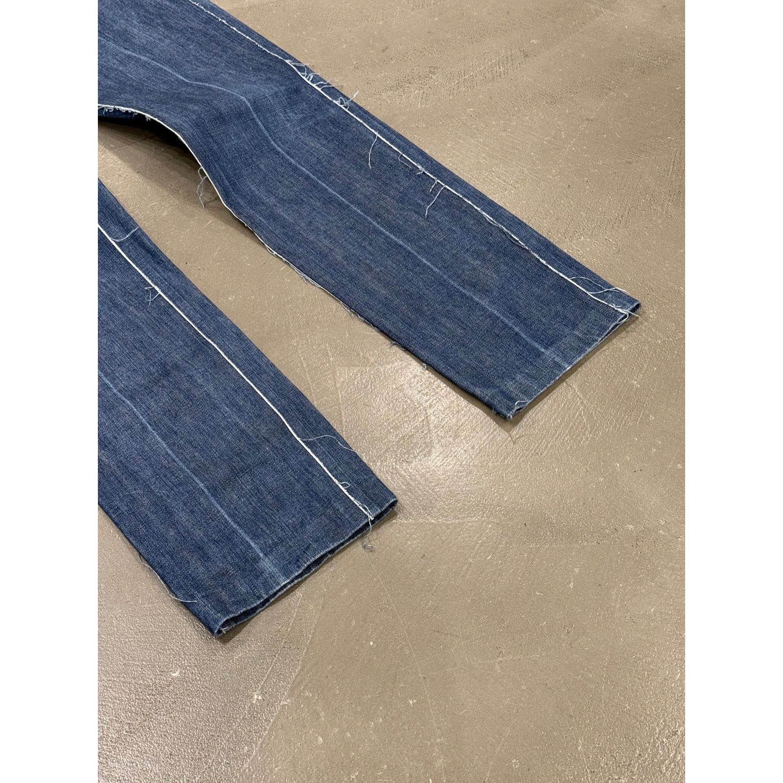 Dolce & Gabbana 2000s Dolce & Gabbana distressed jeans Size US 34 / EU 50 - 6 Thumbnail