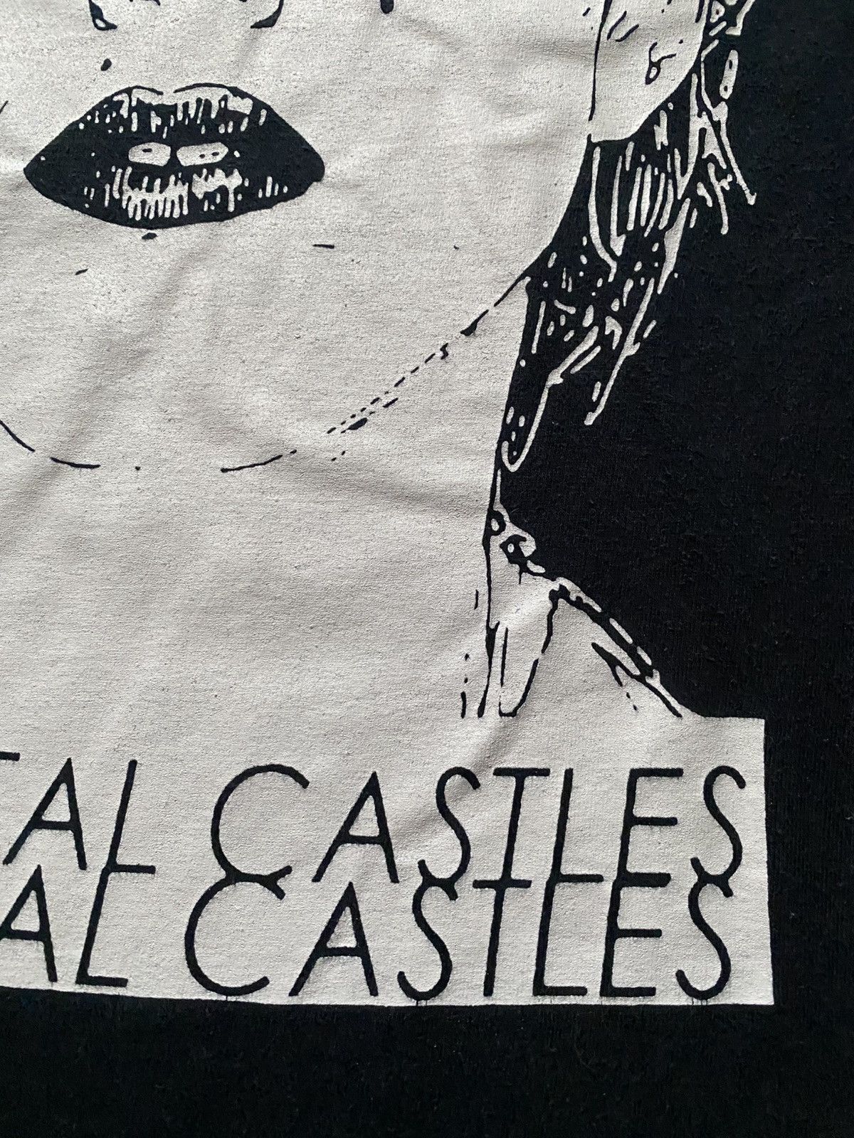 Band Tees Vintage Crystal Castles Madonna Alice Practice T-Shirt Tee M Size US M / EU 48-50 / 2 - 9 Thumbnail