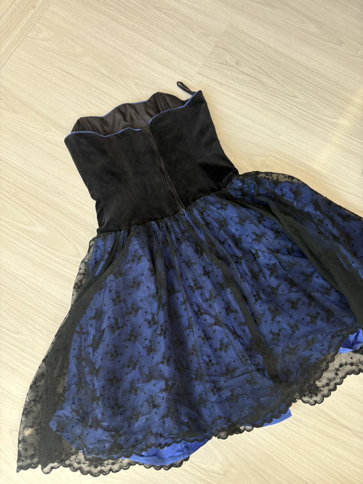Laura Ashley Vintagw Laura Ashley dress Size S / US 4 / IT 40 - 16 Thumbnail