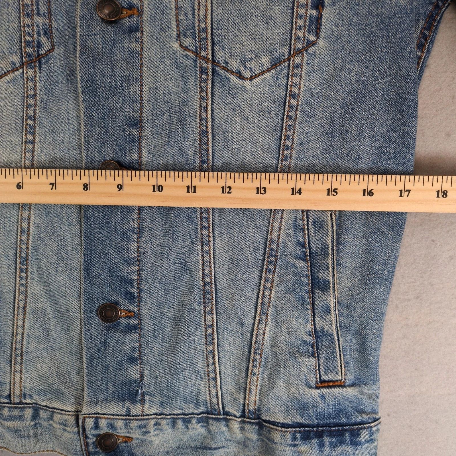 Other Jim Bean Blue Denim Trucker Jean Jacket Men's S Embroidered Size US S / EU 44-46 / 1 - 9 Thumbnail
