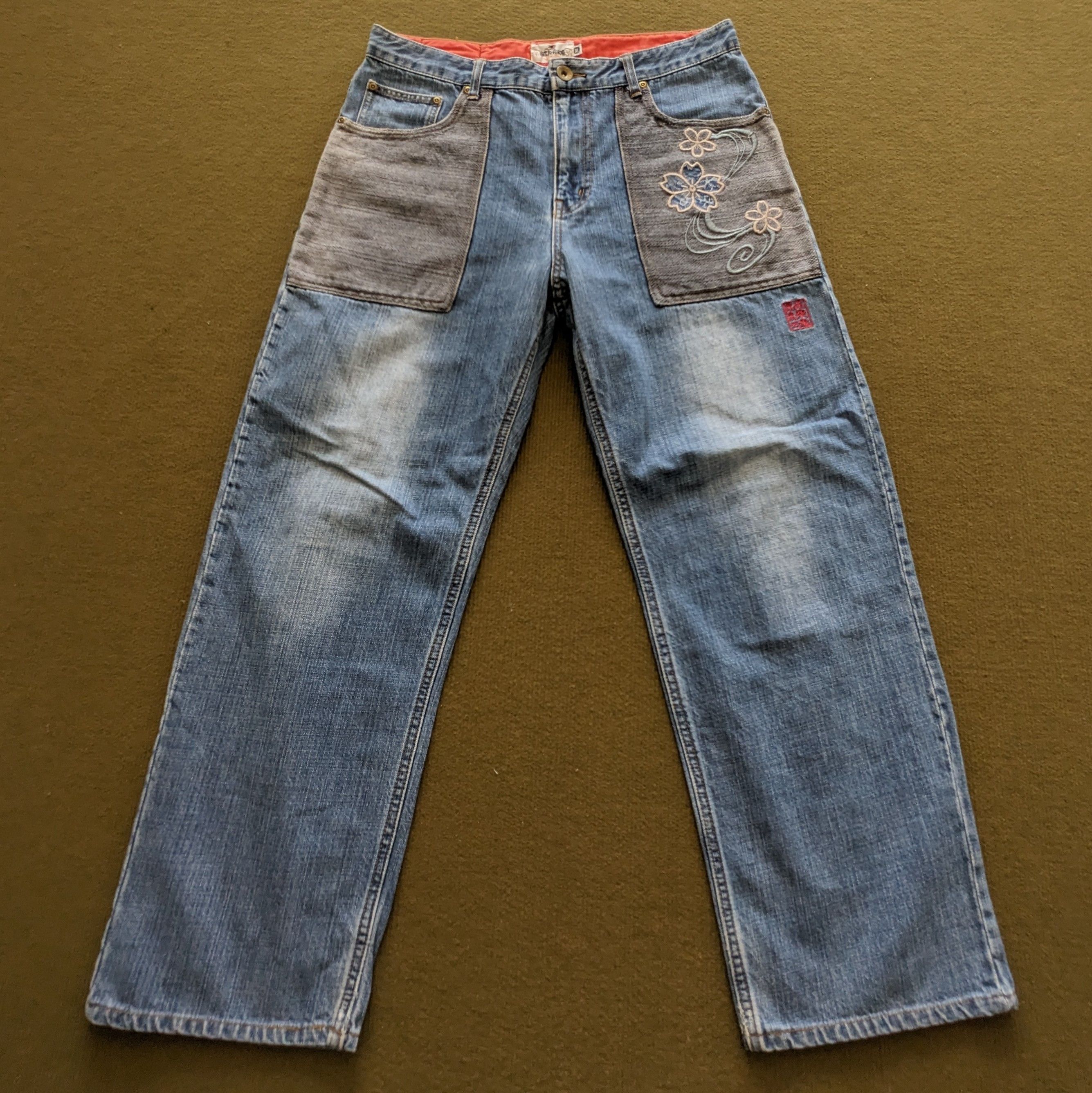 Karakuri Tamashii Vintage Karakuri Tamashii Japan Style Embroidery Jeans Size US 33 - 1 Thumbnail