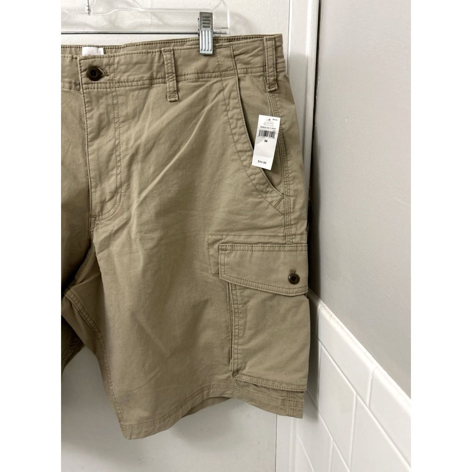 Gap GAP Cargo Shorts Mens 38 Tan Pockets 10” Inseam NWT MSRP 5 Casual Utility Flat Front Relaxed Cotton Blend Spandex Canvas Beige Boys? no Size US 38 / EU 54 - 3 Thumbnail
