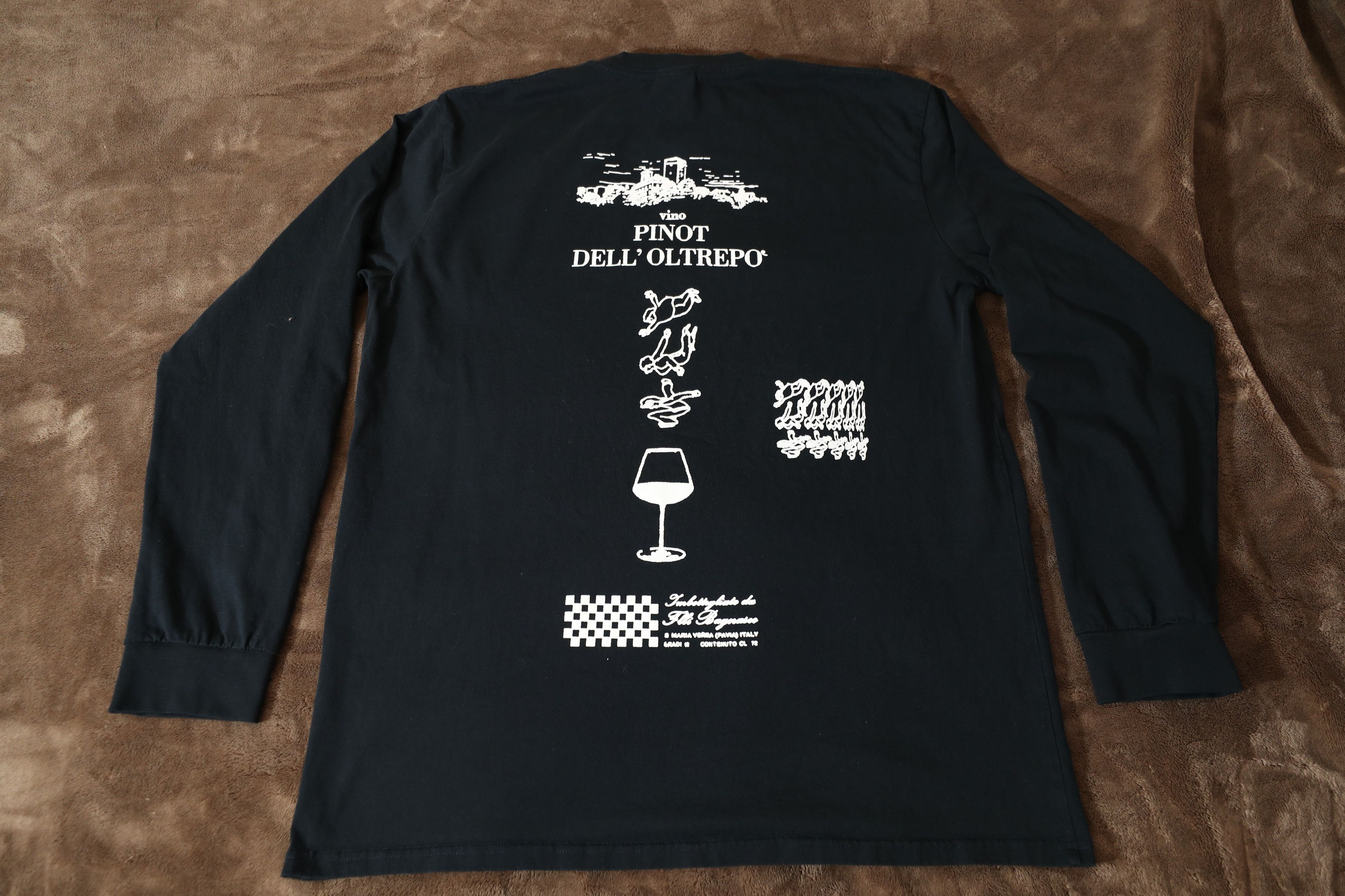 Other Community Fund vino Pinot Dell' Oltrepo Tee (XL) Size US XL / EU 56 / 4 - 7 Thumbnail