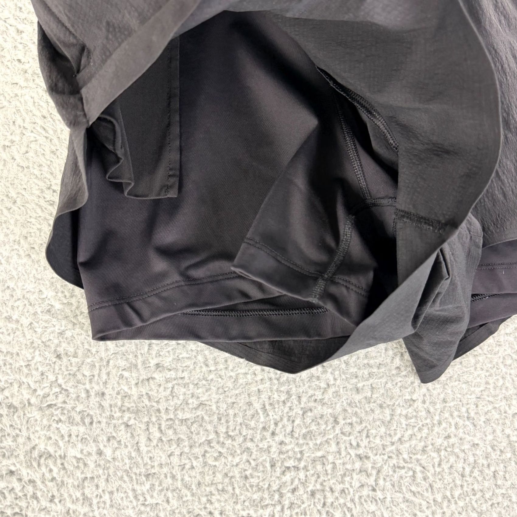Athleta Athleta Shorts Womens Medium Black Drawstring 2 in 1 Athletic Run Easy Care Pockets Size 32" / US 10 / IT 46 - 5 Thumbnail