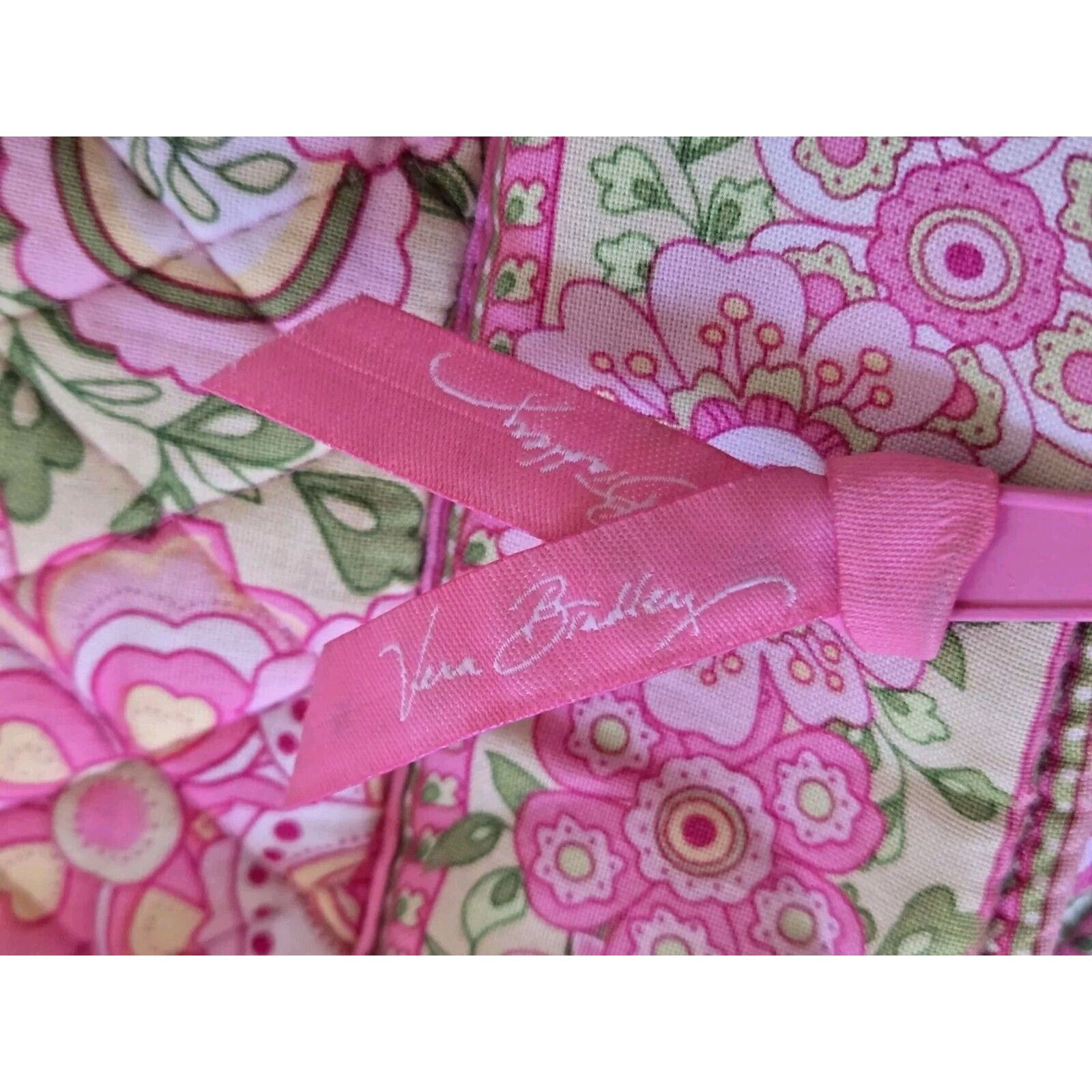 Vera Bradley 4 Pc Vera Bradley Pink Floral Bag W/ Makeup Bag Glasses Case Size ONE SIZE - 9 Thumbnail