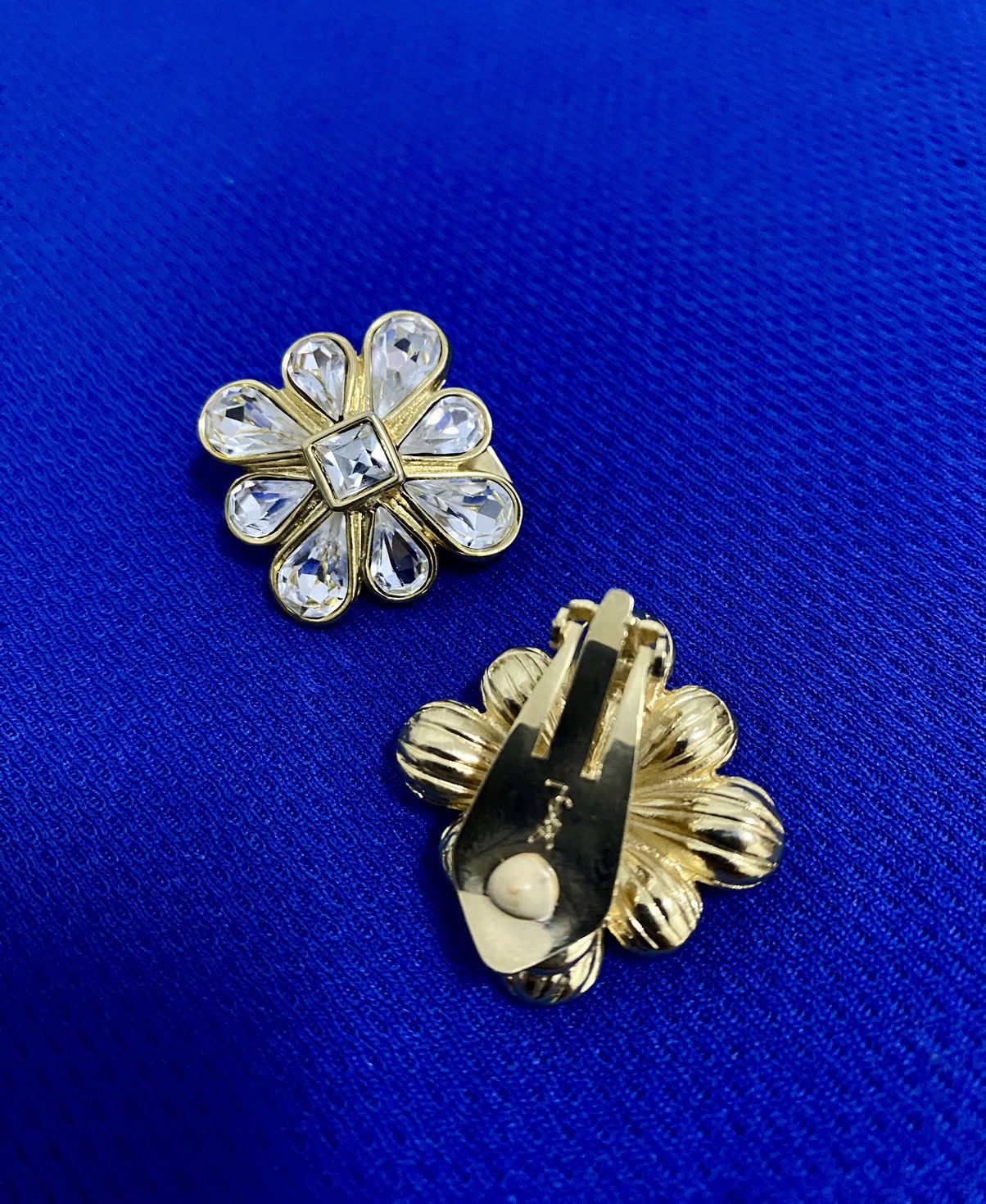 Yves Saint Laurent Yves saint laurent earrings Size ONE SIZE - 3 Thumbnail
