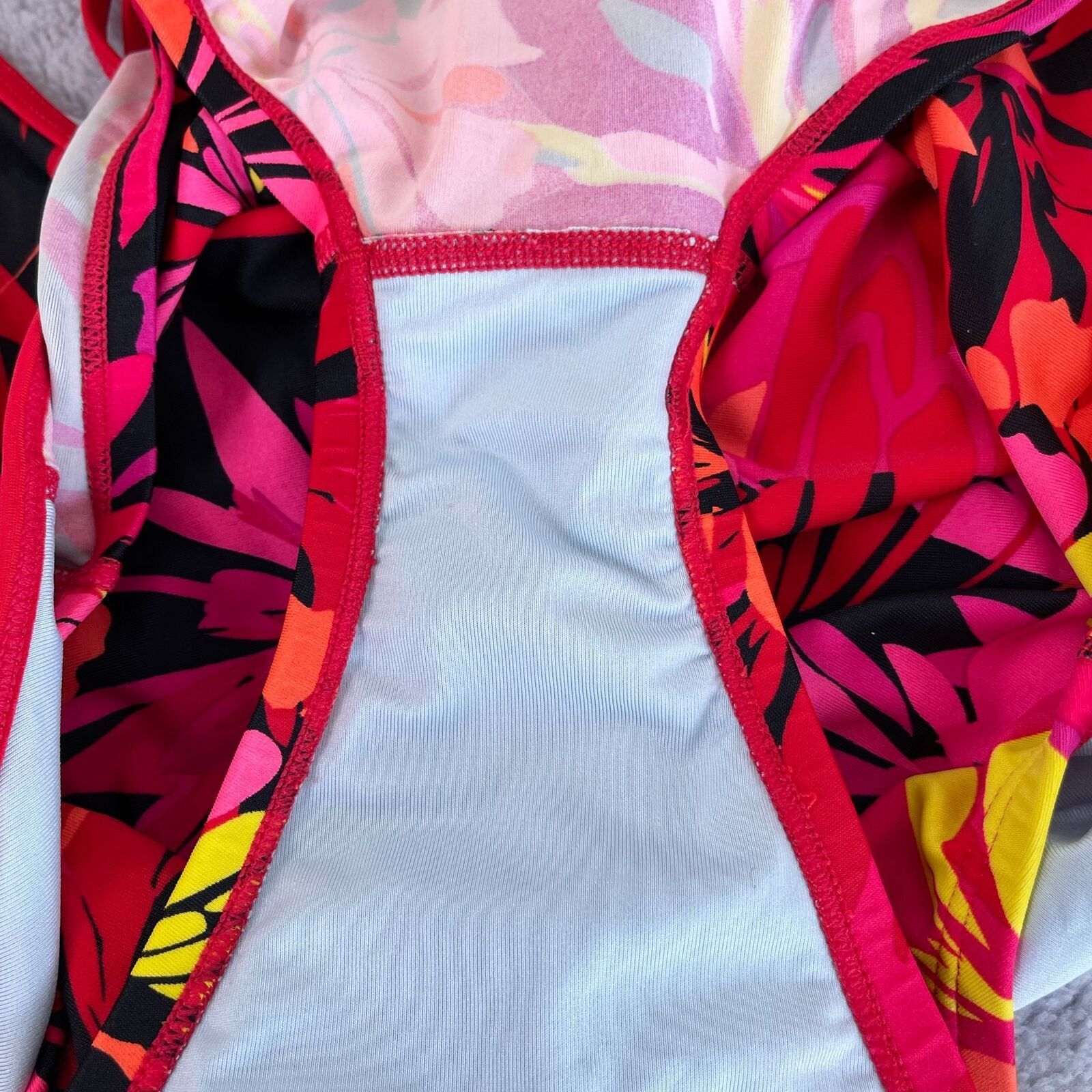 Nike Nike Strappy Open Back One Piece Swimsuit Red Womens 6 Size M / US 6-8 / IT 42-44 - 5 Thumbnail
