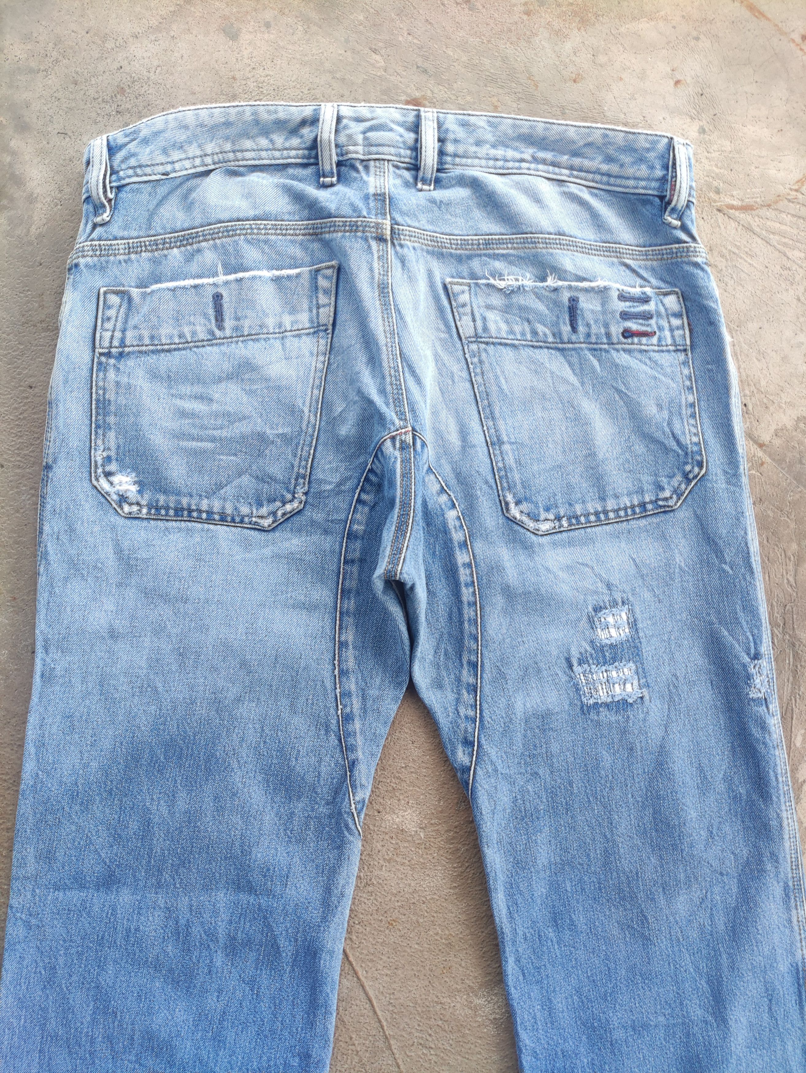Diesel Vintage Diesel Button Jean Baggy Distressed Faded Denim Size US 36 / EU 52 - 11 Thumbnail