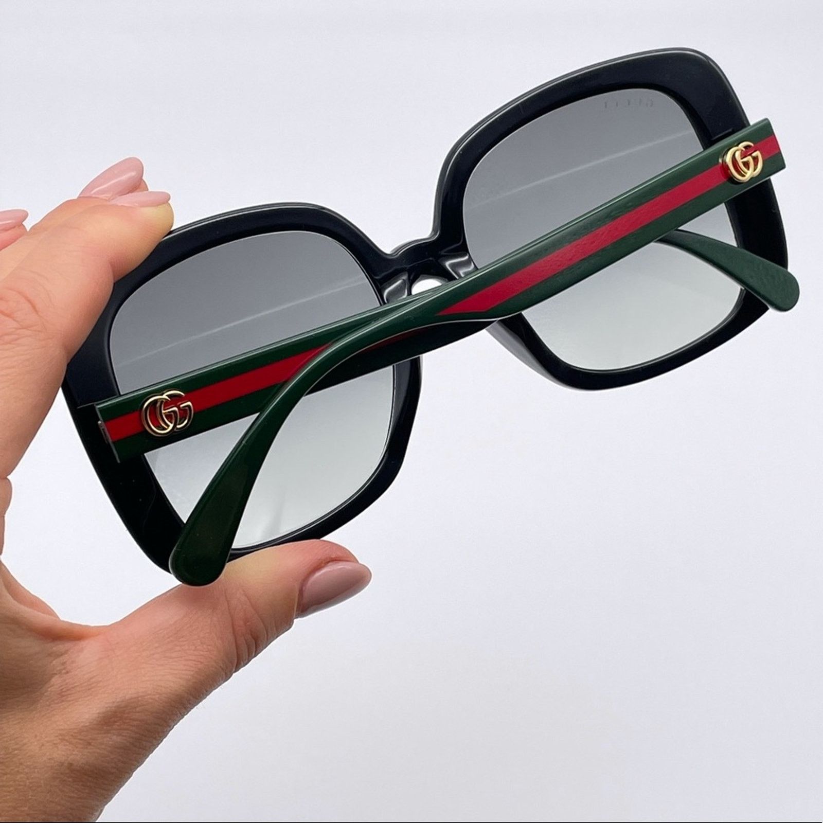 Gucci BRAND NEW GUCCI GG0714SA 001 Black/Grey Women Sunglasses Size ONE SIZE - 6 Thumbnail