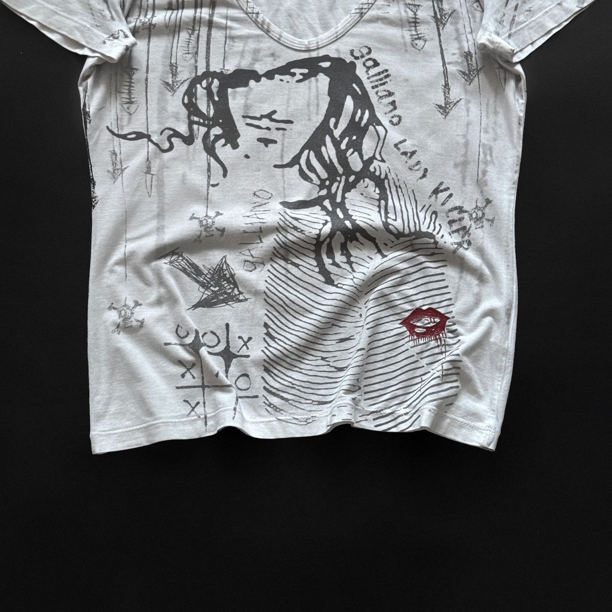 John Galliano John Galliano ’Lady Killer’ T-Shirt Vintage Size M / US 6-8 / IT 42-44 - 3 Thumbnail