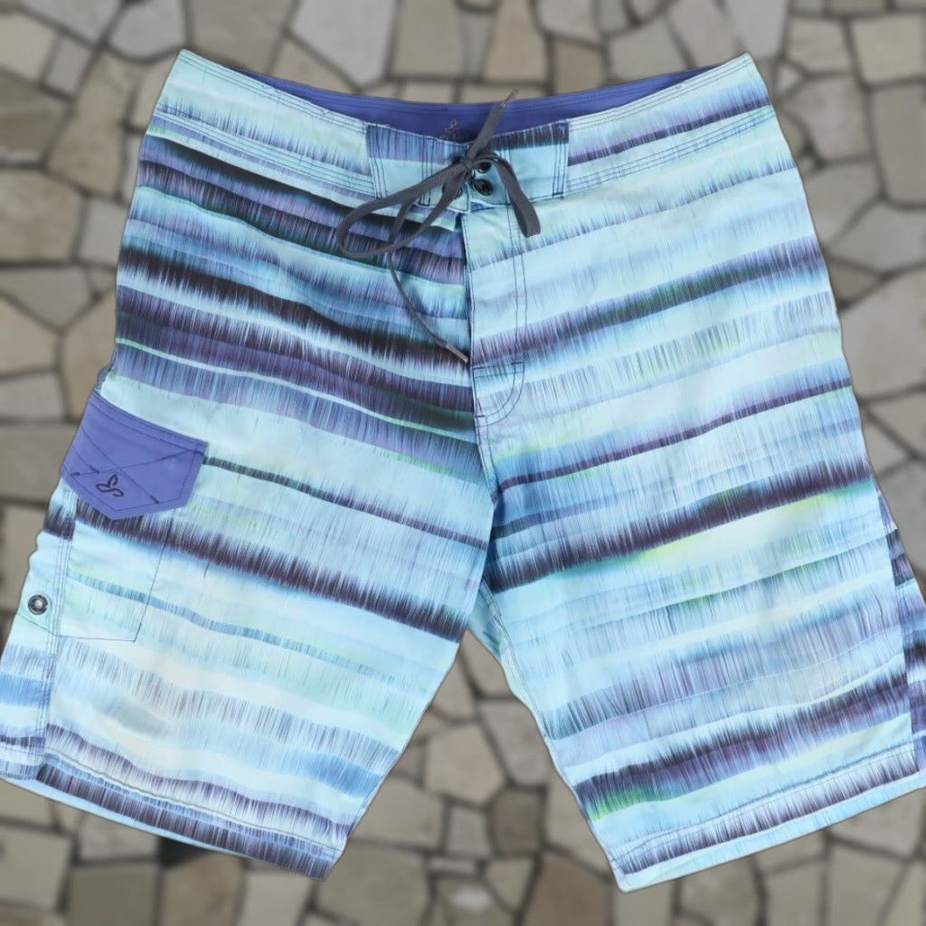 Prana Prana Board Shorts Blue Striped 21" Men's 32 Regular Inseam 11in Polyester Microfiber Swimming Cargo Shorts Activewear (Adult) Mens Size US 32 / EU 48 - 1 Thumbnail