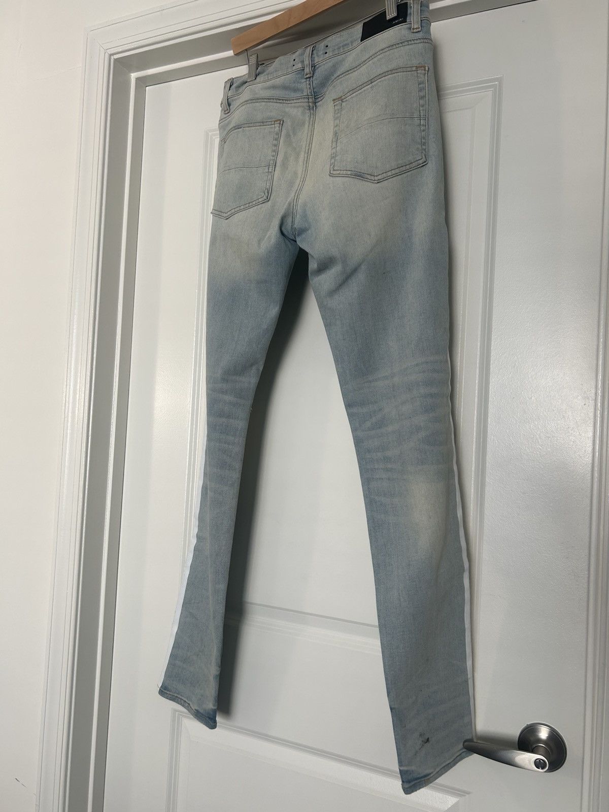 Amiri Amiri Track white Stripe Jeans light blue distressed knee Size US 33 - 3 Thumbnail