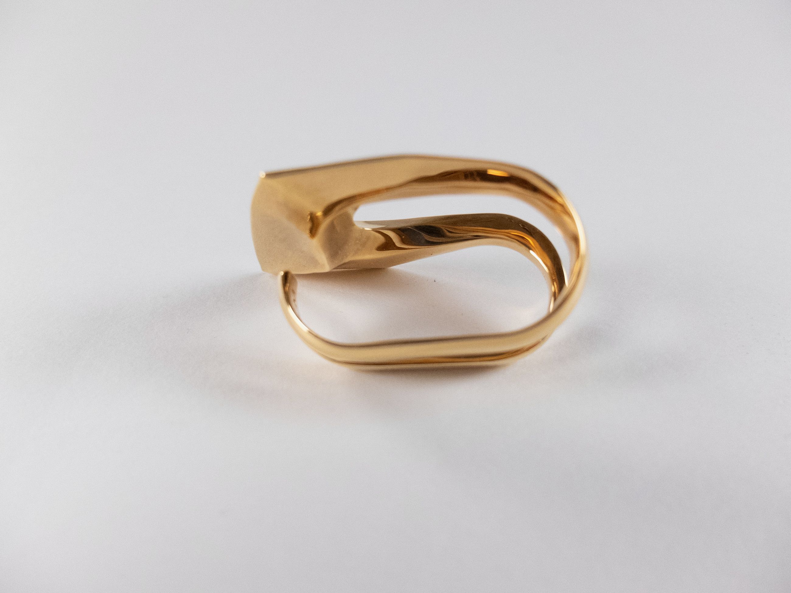 Alexander McQueen ALEXANDER MCQUEEN Modernit gold tone double metal ring M q Size ONE SIZE - 6 Thumbnail