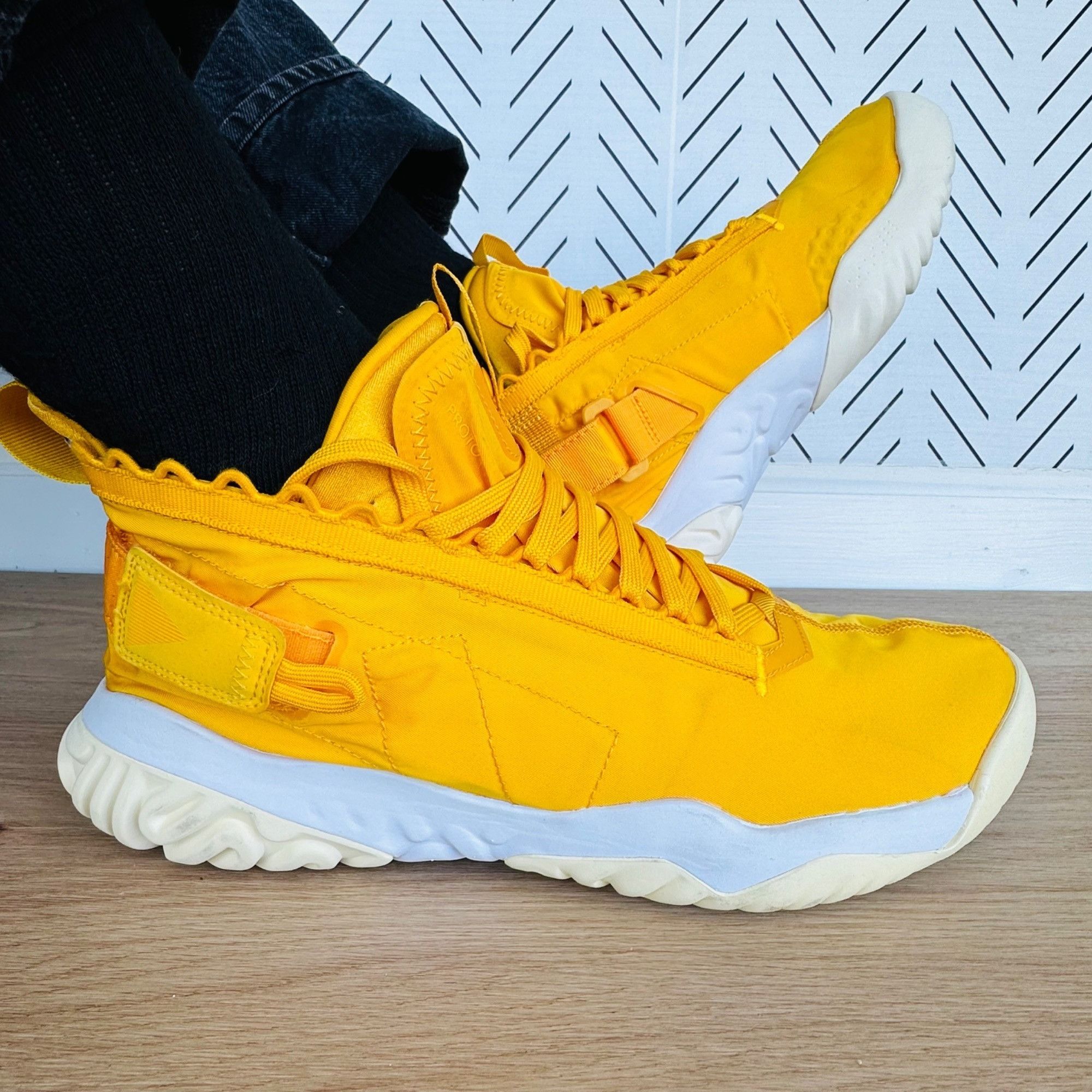 Jordan Brand ⭐Jordan Proto-React Yellow 10.5 Men Shoes Space Aesthetic Li Size US 10.5 / EU 43-44 - 4 Thumbnail