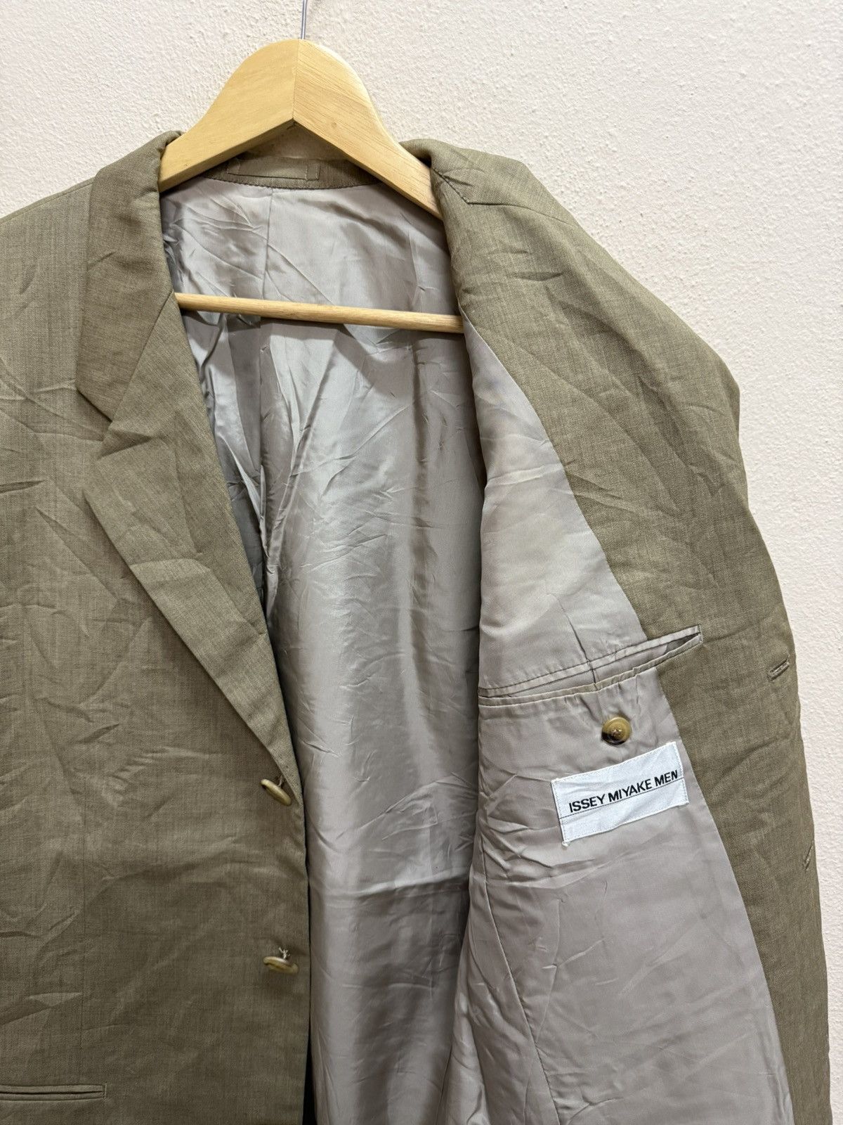 Issey Miyake Issey Miyake Men Beige Blazer Size 40S - 14 Thumbnail