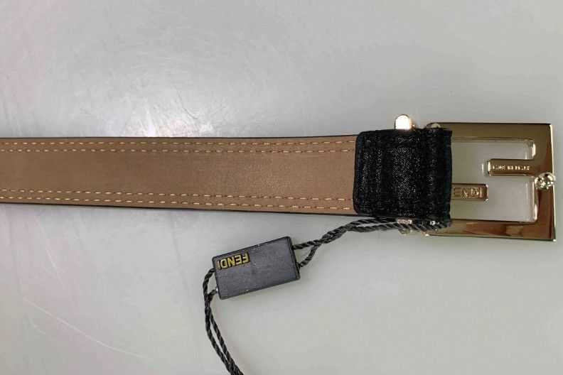 Fendi Fendi 🇮🇹 gold FF buckle black leather belt unisex 90 NEW Size 34 - 11 Thumbnail