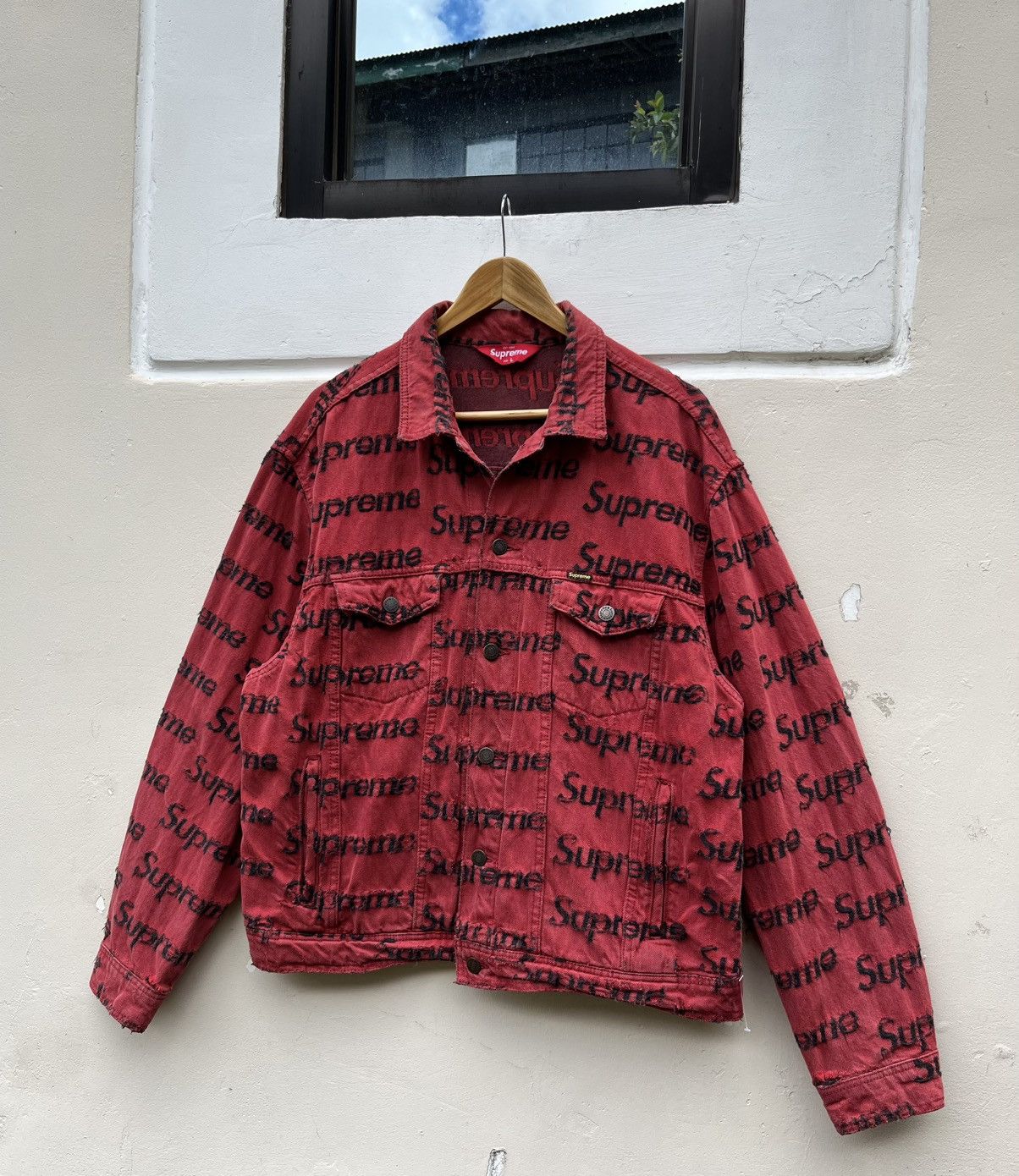 Supreme SUPREME FRAYED LOGOS DENIM JACKET SS21 Size US L / EU 52-54 / 3 - 3 Thumbnail