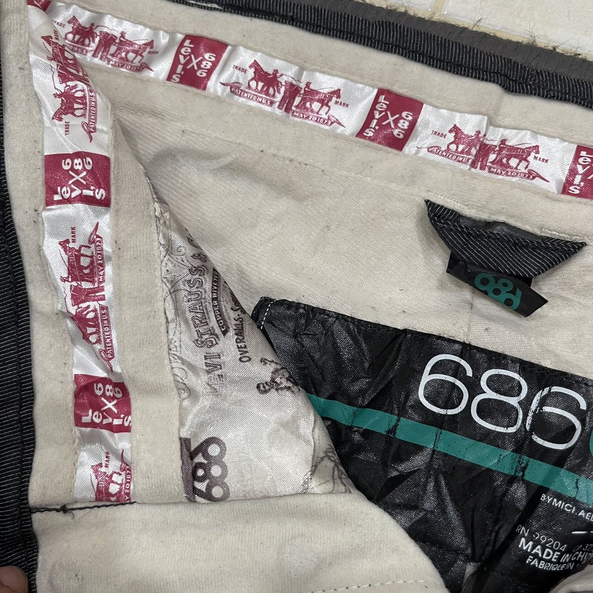 Levi's × Levi's Vintage Clothing × Vintage Rare Limited Edition Levis x 686 Denim Ski Pants Size 36" / US 14 / IT 50 - 18 Thumbnail