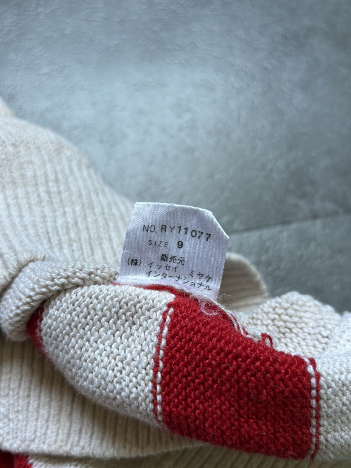 Issey Miyake Vinatge Issey Miyake Knit Size ONE SIZE - 6 Thumbnail