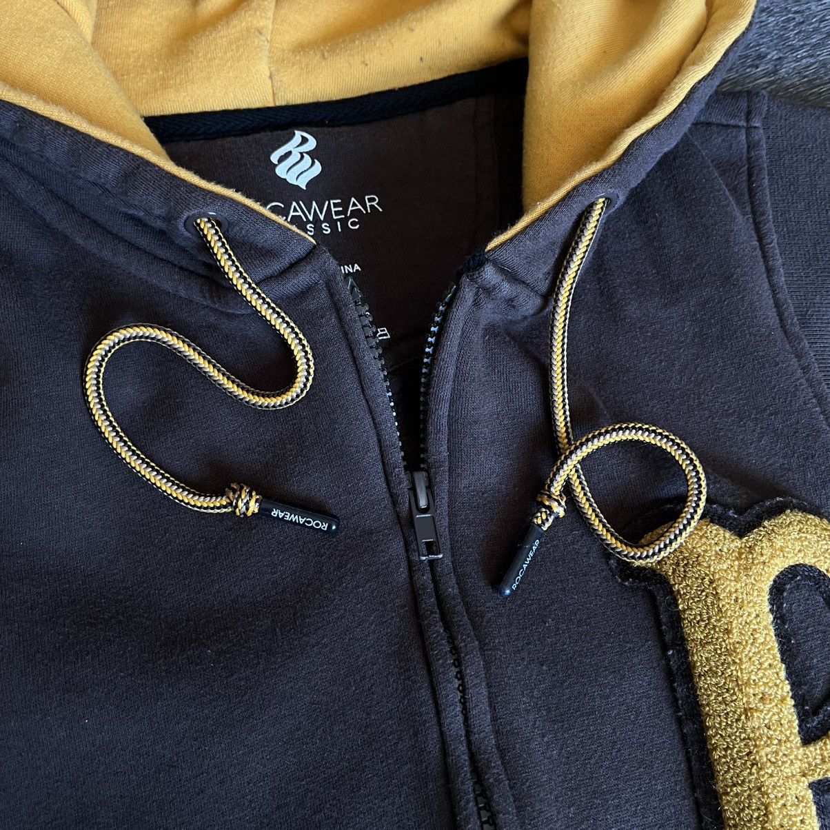 Rocawear Vintage 2000s Rocawear Embroidered Logo Skater Zip Up Hoodie Size US L / EU 52-54 / 3 - 7 Thumbnail