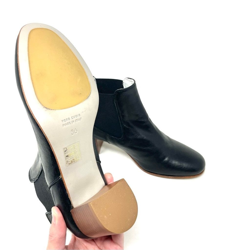 Other LIKE NEW Gidigio Black Leather Block Heel Ankle Boot Size 36 Size US 6 / IT 36 - 7 Thumbnail