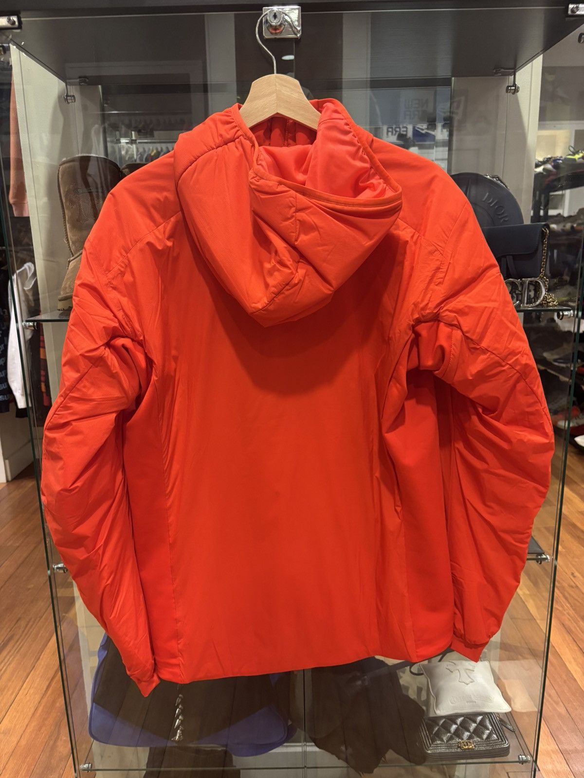 Arc'teryx Arc’teryx Atom LT Hoodie - Dynasty Red Size US M / EU 48-50 / 2 - 2 Thumbnail