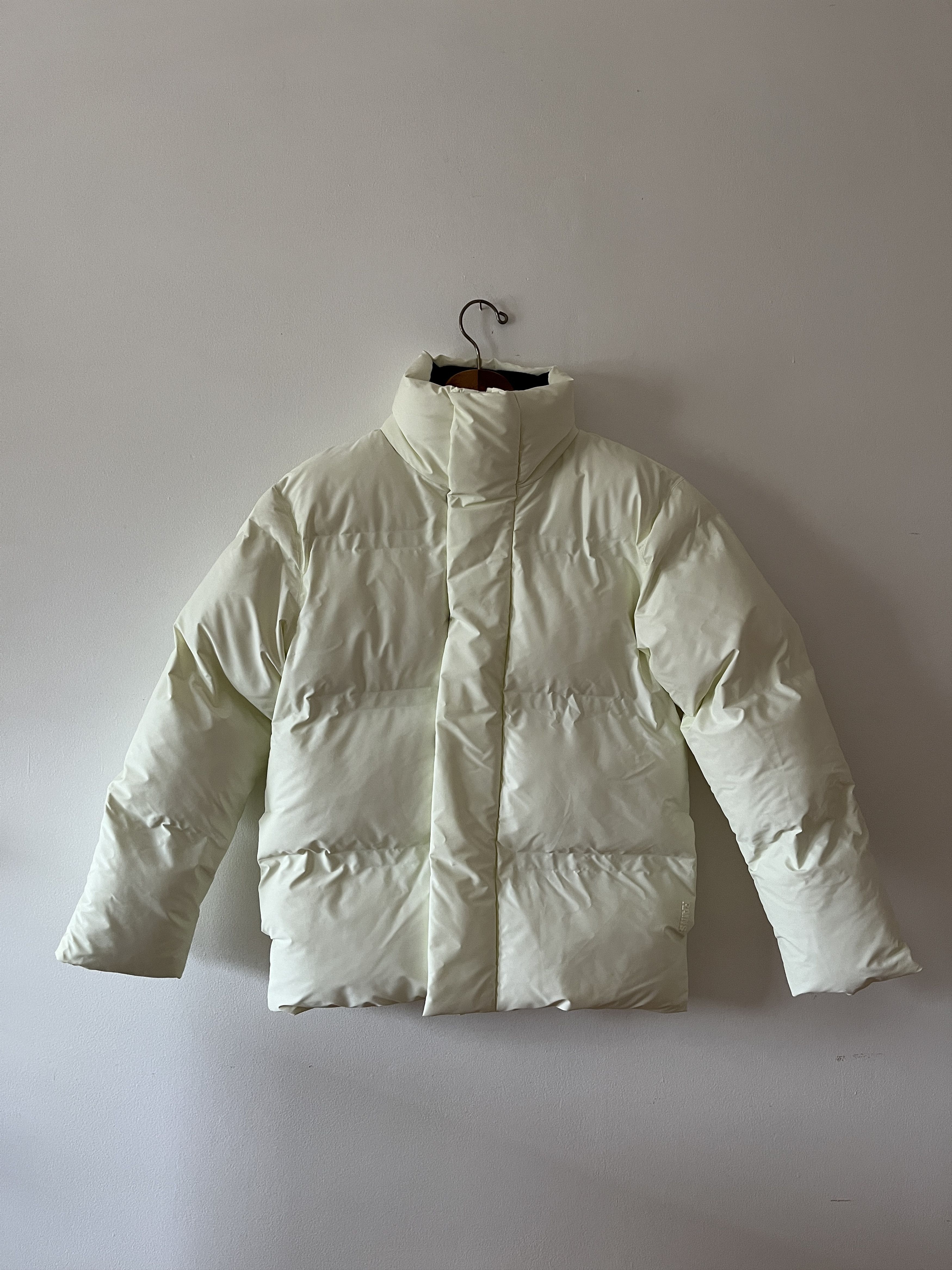 image of Rains Off-White Bator Puffer Jacket in Off White, Men's (Size XS)