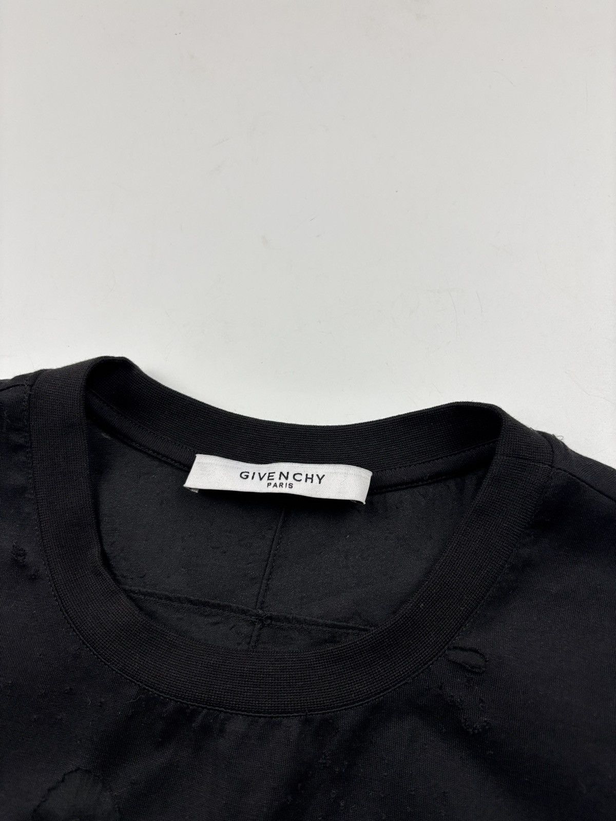 Givenchy Givenchy Destroyed Logo Shirt Size US M / EU 48-50 / 2 - 7 Thumbnail