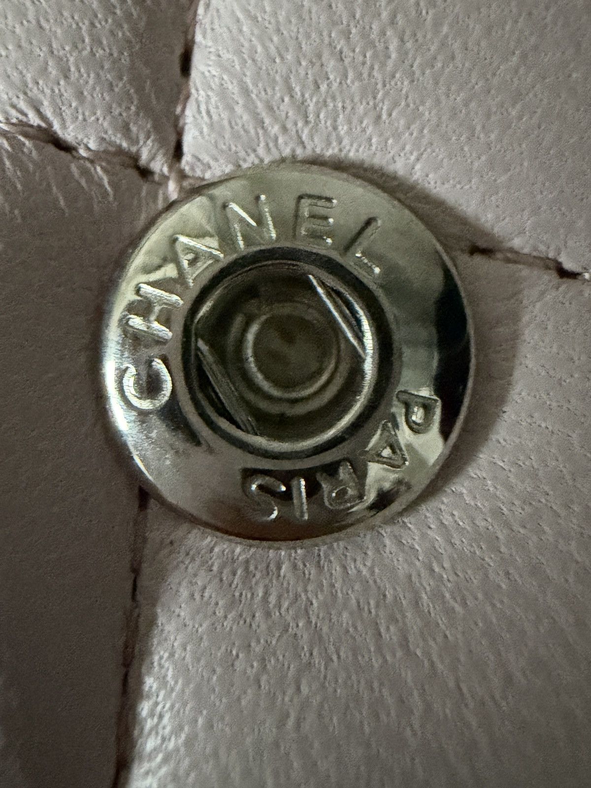 Chanel Chanel Lambskin Classic Flap Medium Handbag Size ONE SIZE - 10 Thumbnail
