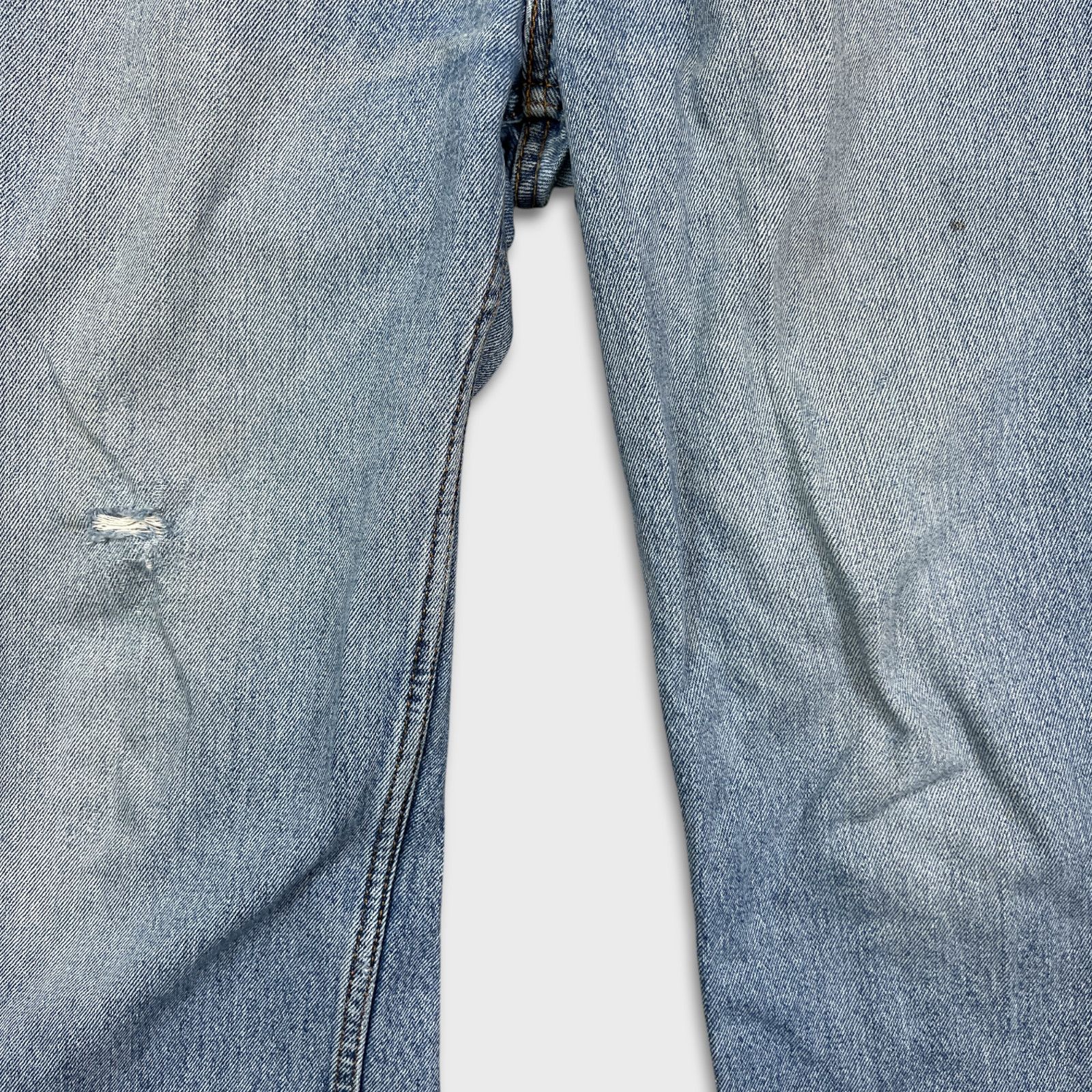 Levi's × Vintage Levi's 516 Jeans 34x28 Straight Leg Distressed Denim Pants Size US 34 / EU 50 - 5 Thumbnail