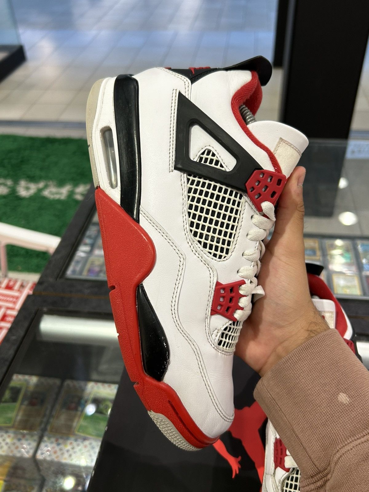 Jordan Brand Jordan 4 fire red 2020 Size US 8.5 / EU 41-42 - 5 Thumbnail