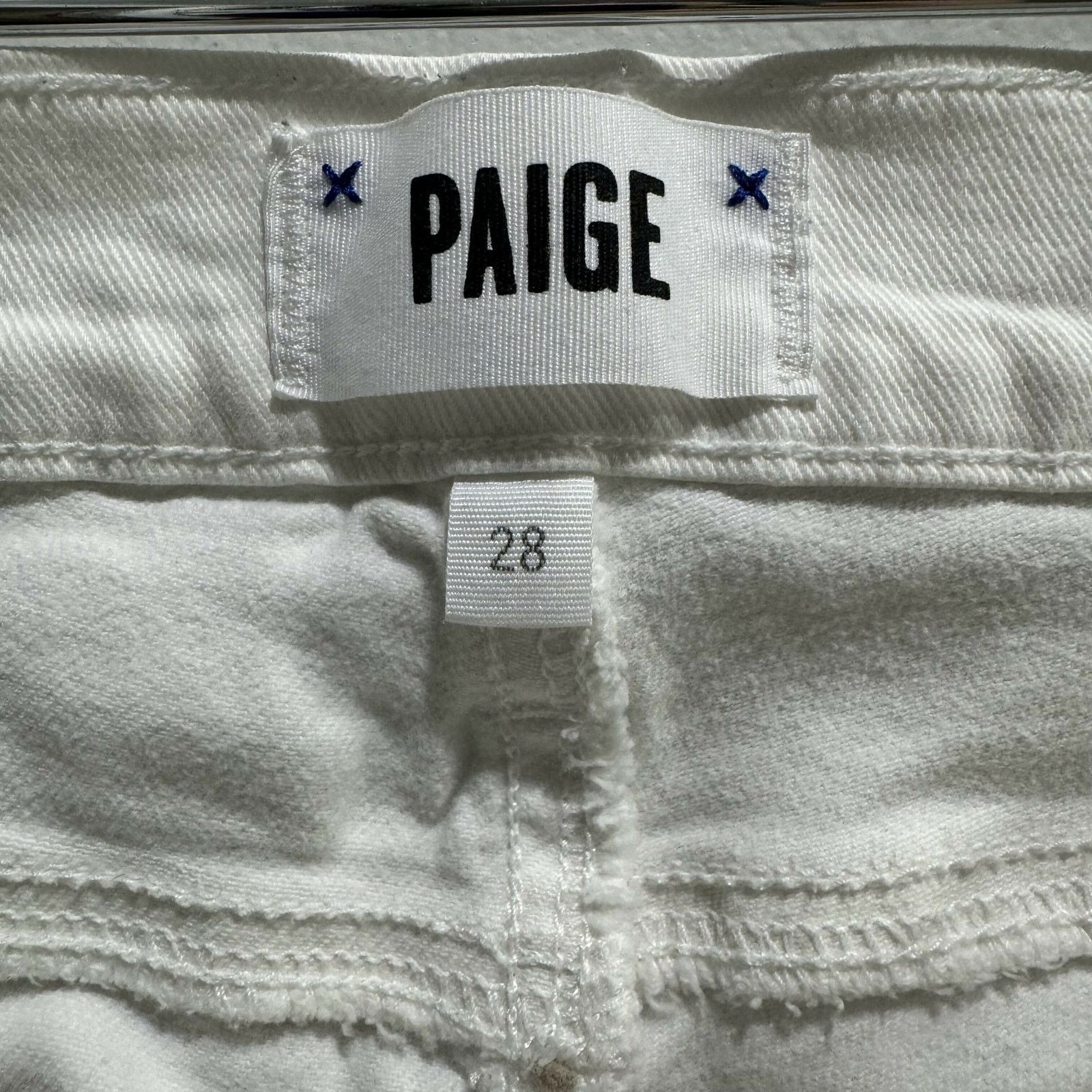 Paige Paige Skyline Peg White Stretch Denim Maternity Shorts Sz 28 Size 28" / US 6 / IT 42 - 4 Thumbnail
