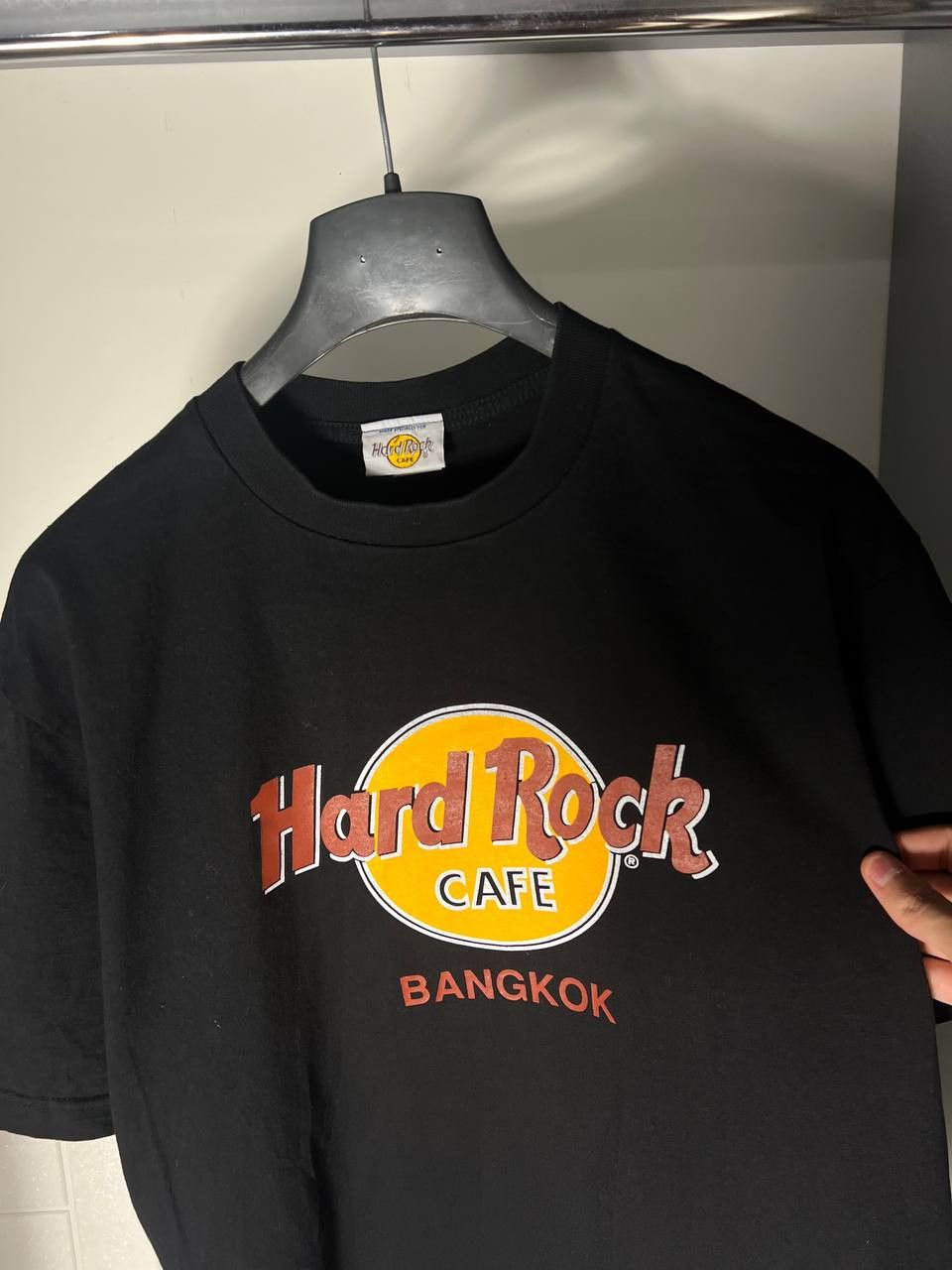 Cartoon Network VINTAGE HARD ROCK CAFE BANGKOK RETRO T-SHIRT Y2K 90s CASUAL Size US XL / EU 56 / 4 - 4 Thumbnail
