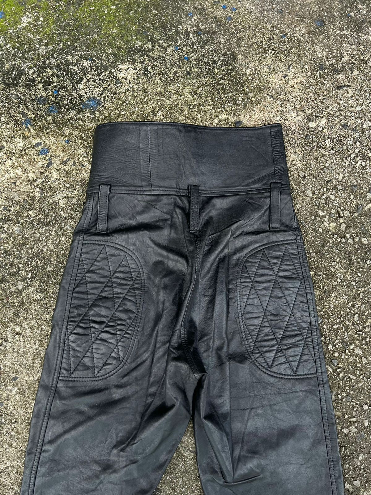 Genuine Leather × Japanese Brand × Vintage genuine leather high waist buckle pants rick owens style Size 30" / US 8 / IT 44 - 6 Thumbnail