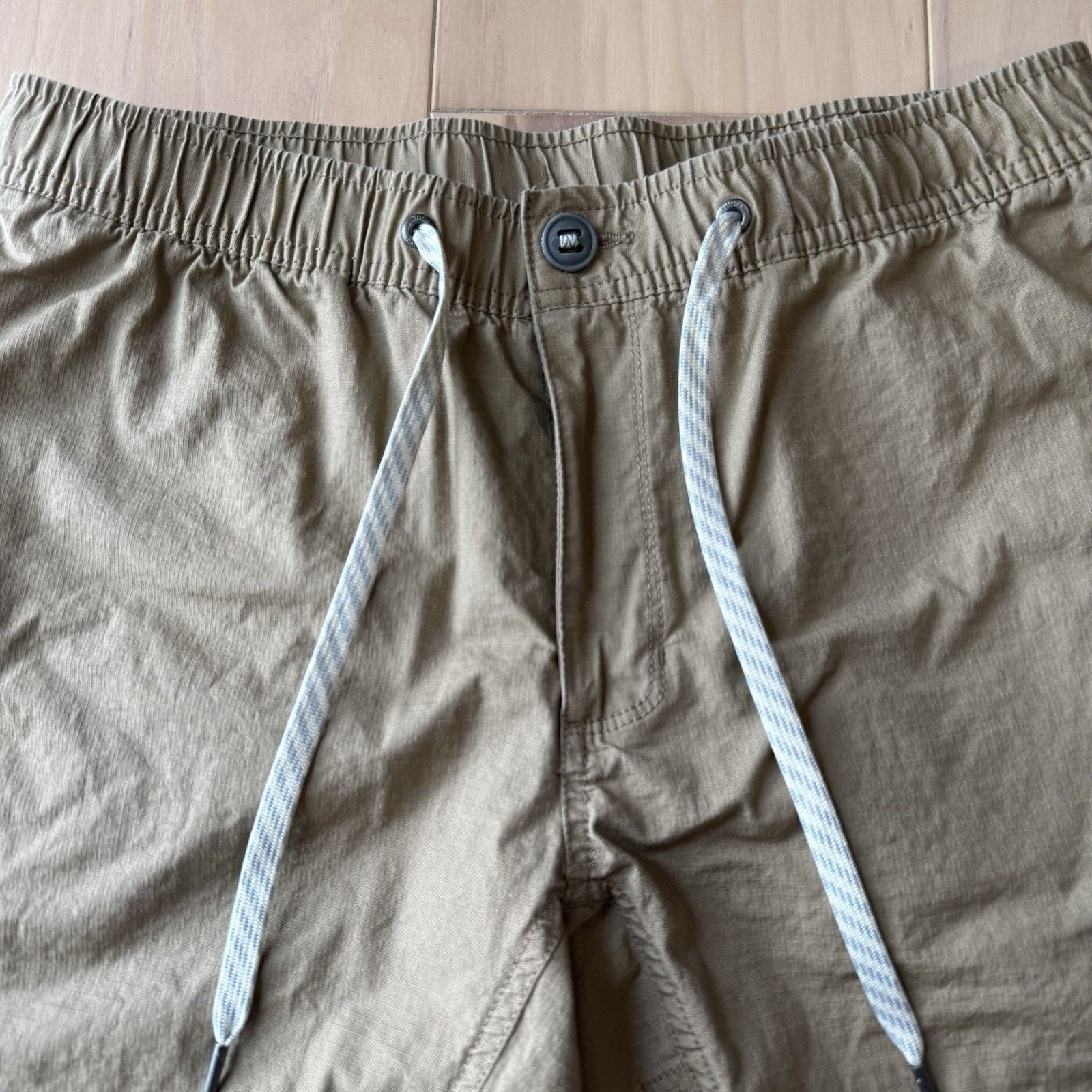 Vuori Vuori Ripstop Shorts Medium Khaki Lightweight Summer Size US 30 / EU 46 - 4 Thumbnail
