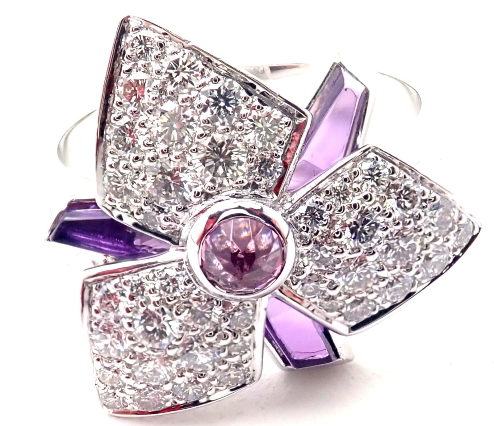 Caresse D'orchidées Orchid 18k Gold Diamond Amethyst Ring
