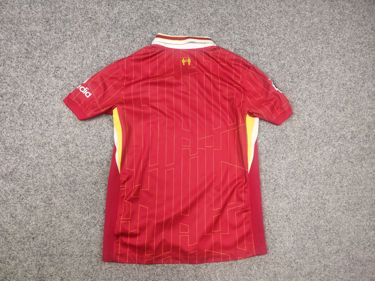 Vintage Liverpool FC Nike 24/25 Soccer Football Jersey Authentic Size US M / EU 48-50 / 2 - 12 Thumbnail
