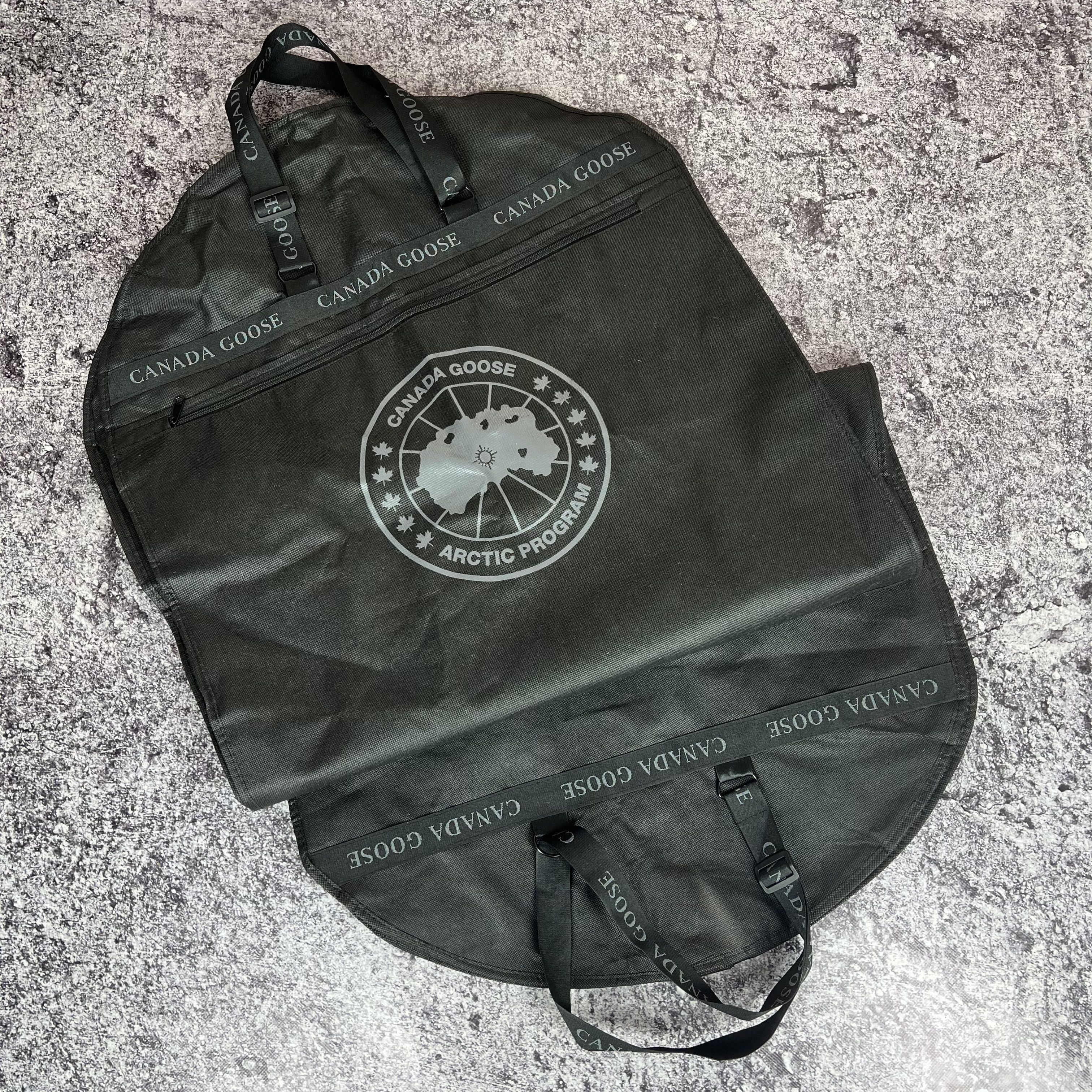 Canada Goose Canada Goose Garment Dust Cover Size 135 x 60 cm Size ONE SIZE - 1 Thumbnail
